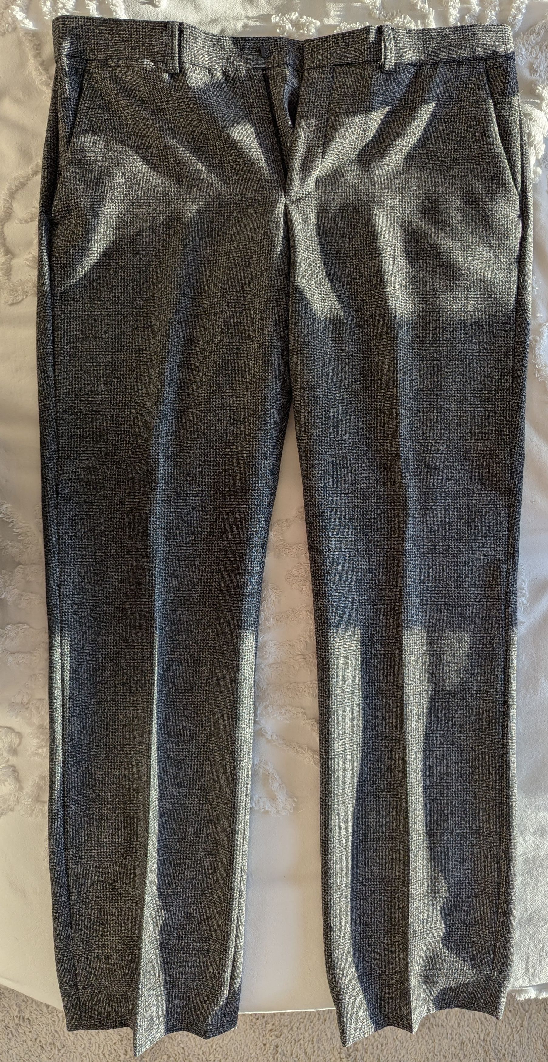 Express Black and Grey Glenplaid Suit - Express Size 40L - 2 Thumbnail
