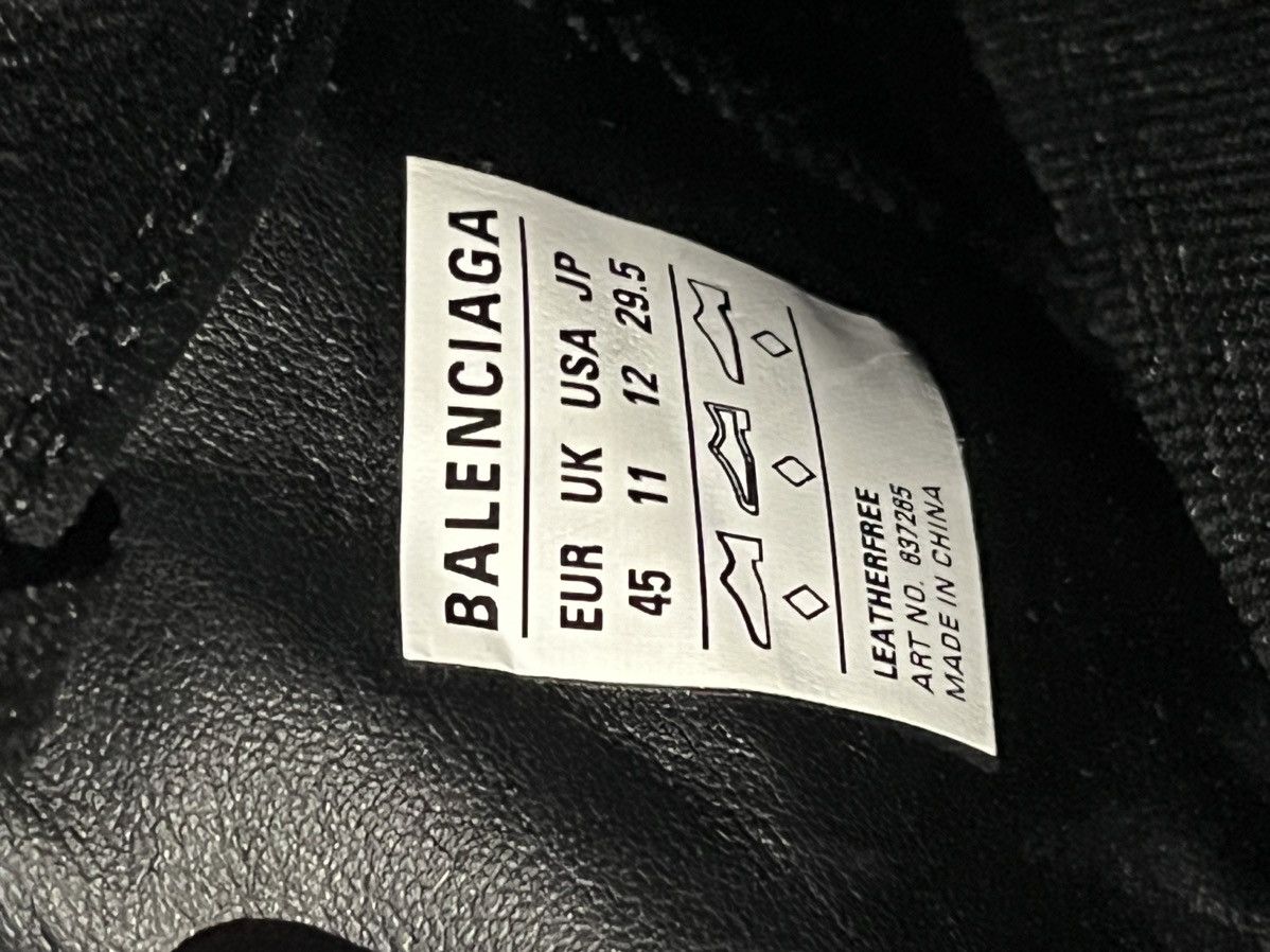 Balenciaga Signed Balenciaga Football Boots Size US 11 / EU 44 - 8 Thumbnail