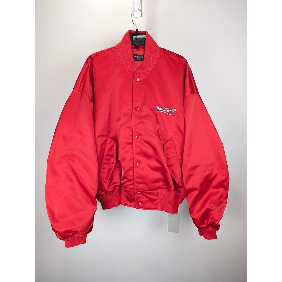 o1rshd1 Oversize Bomber Jacket in Red