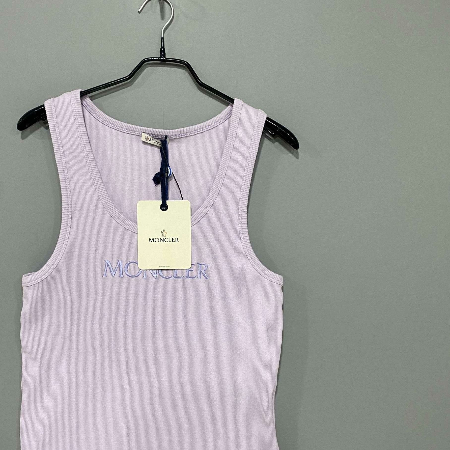 Moncler Moncler Retro Embroidered Purple Tank Top M Women Size M / US 6-8 / IT 42-44 - 1 Thumbnail