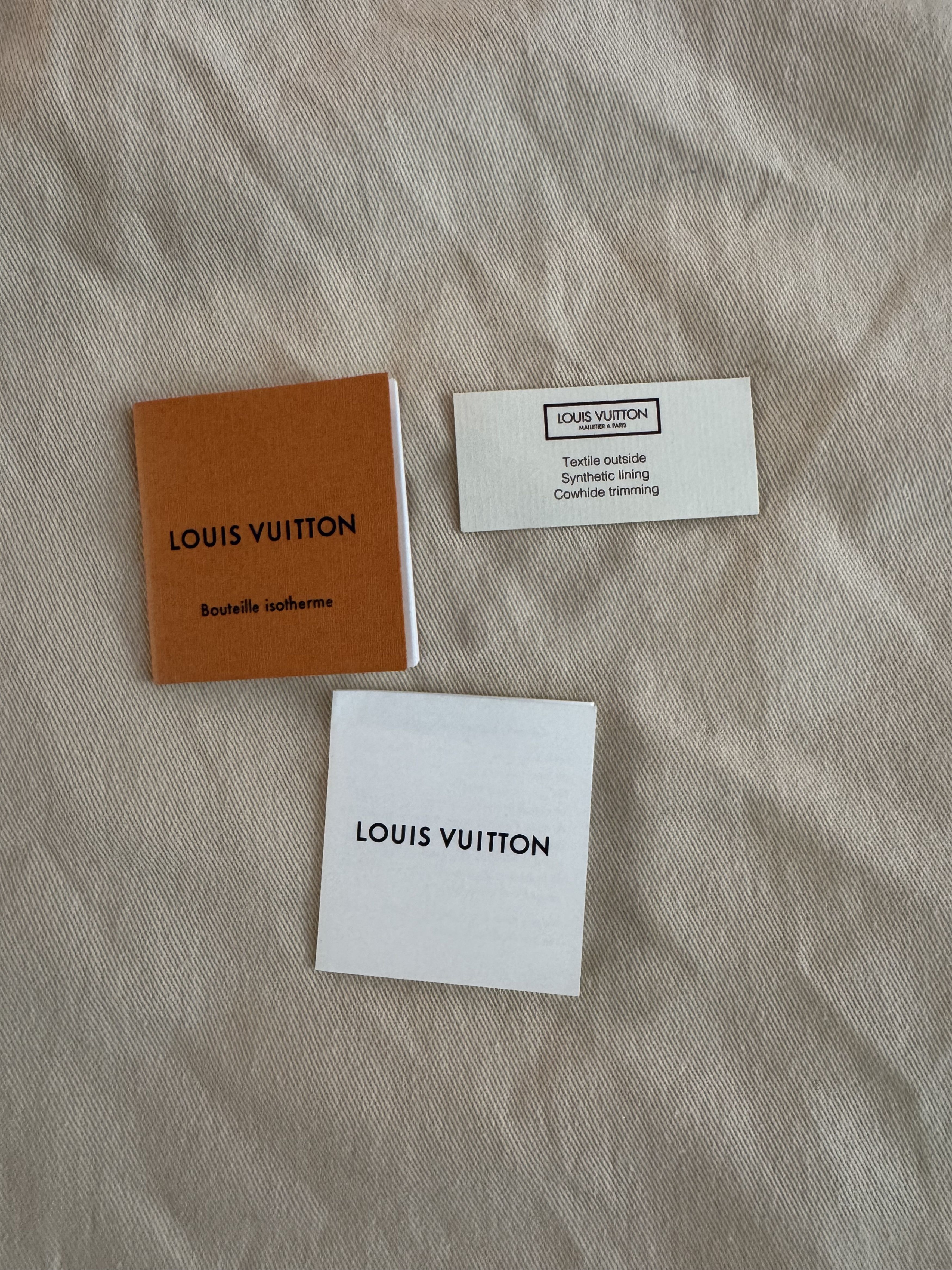 Louis Vuitton Louis Vuitton exercise mat Size ONE SIZE - 7 Thumbnail