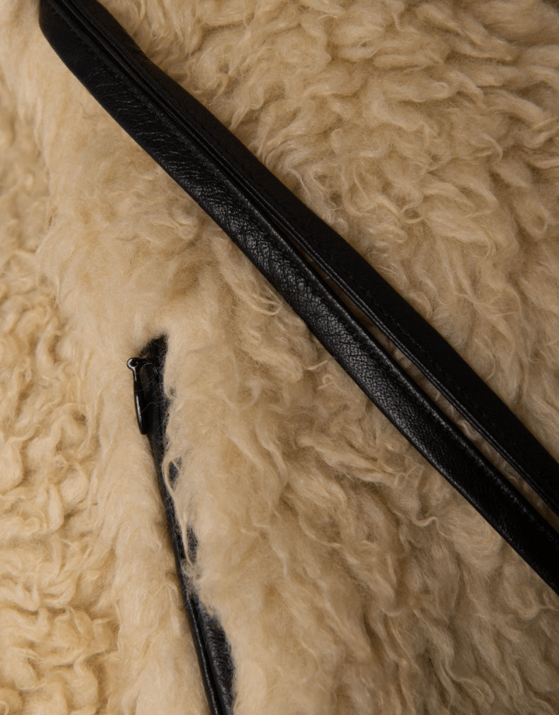 Maison Margiela MM6 Sherpa Rectangle Scarf Leather Size ONE SIZE - 6 Thumbnail