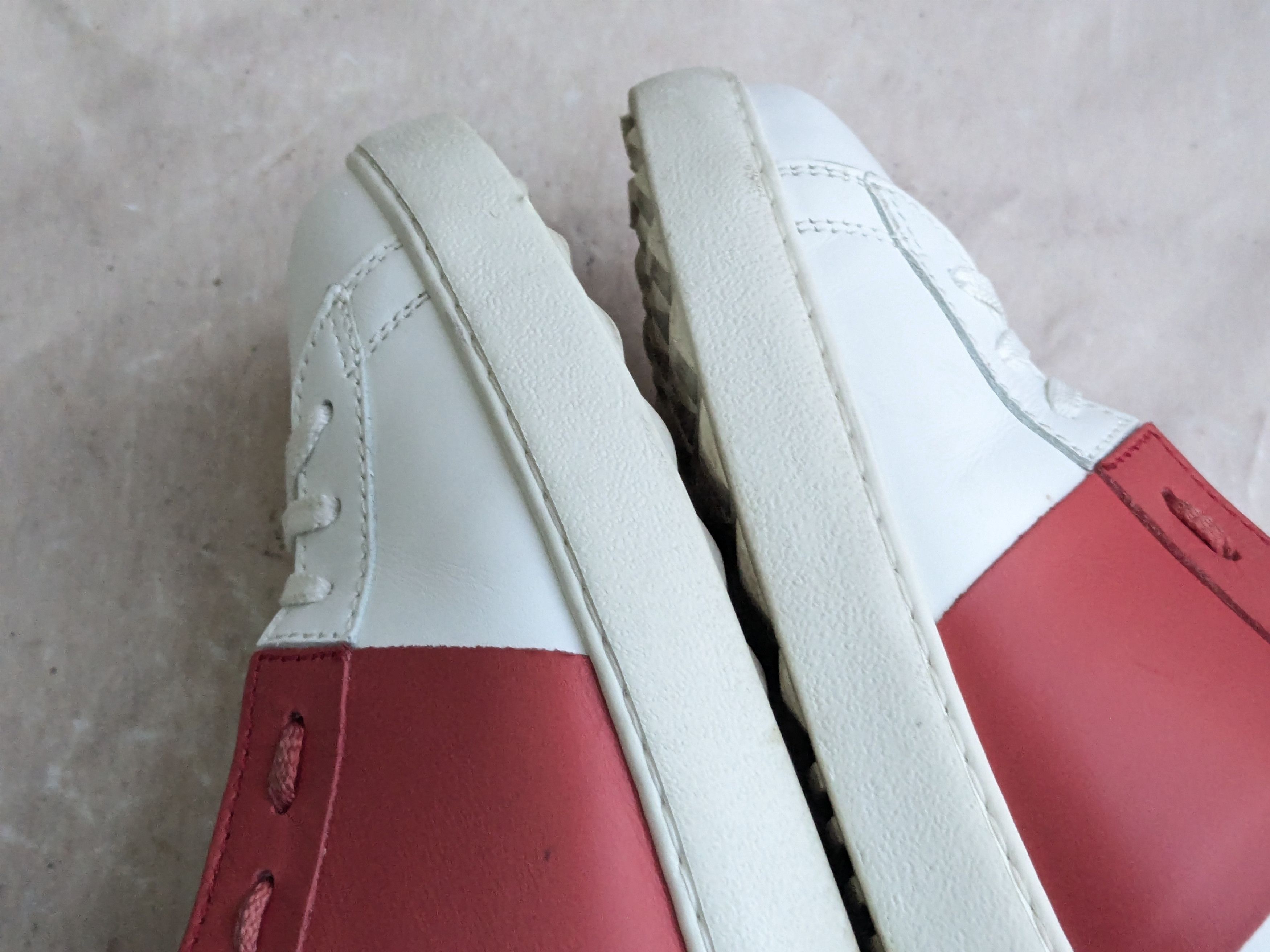 Valentino Valentino Rockstud Sneakers 9 42 Red White Low Tops Size US 9 / EU 42 - 10 Thumbnail