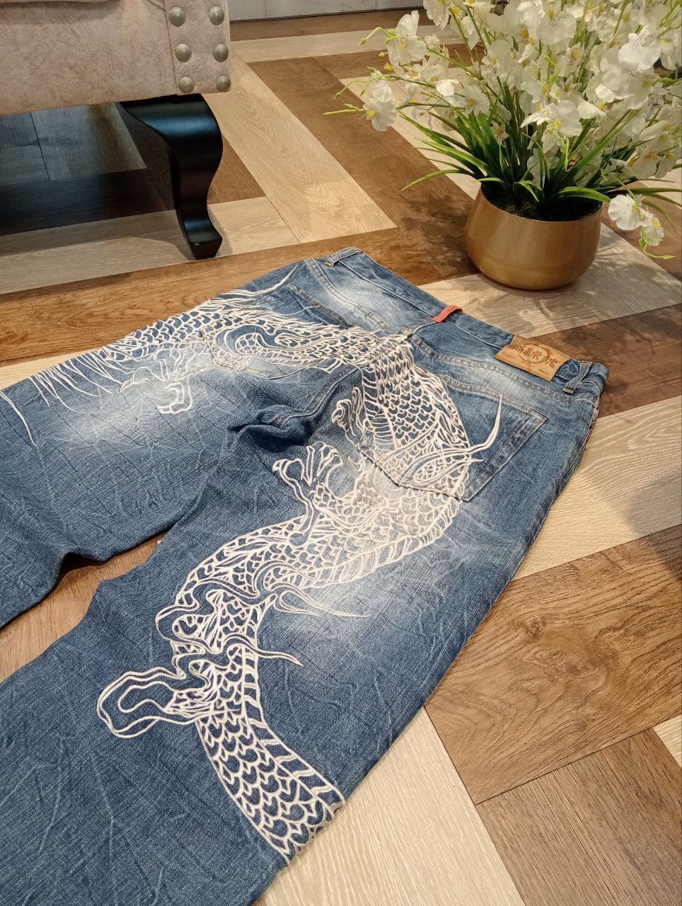 Karakuri Tamashii KARAKURI TAMASHII JAPAN DRAGON EMBROIDERY WASHED DENIM JEANS Size US 34 / EU 50 - 13 Thumbnail