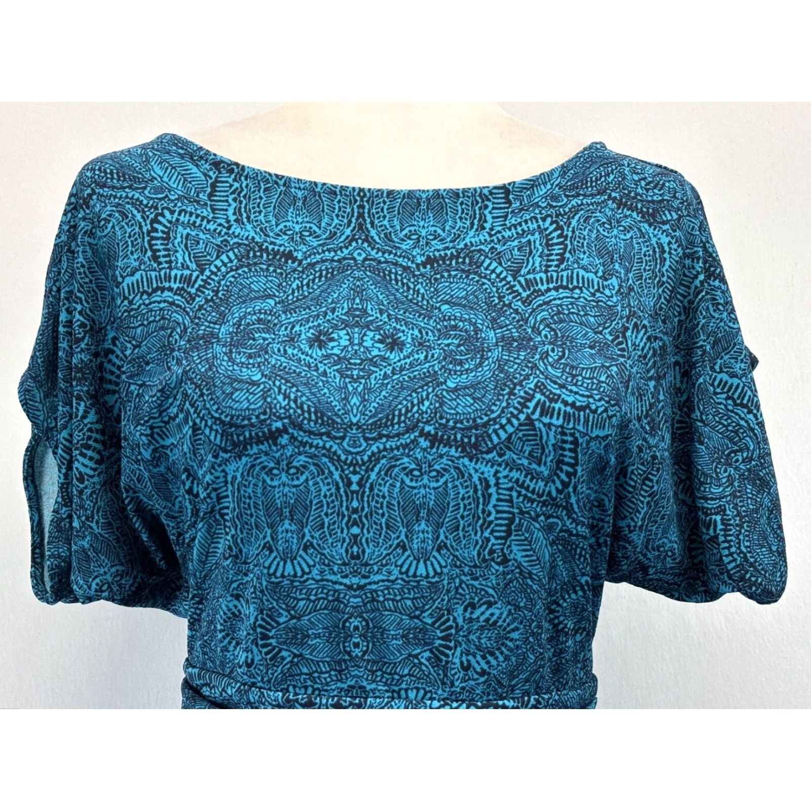 Ann Taylor Ann Taylor Bodycon Dress XS Kimono Short Sleeves Stretch Blue Black Multicolor Short Sleeve Pullover Regular Women Polyester Blend VGUC Short Dress Size 26" / US 2 / IT 38 - 5 Thumbnail