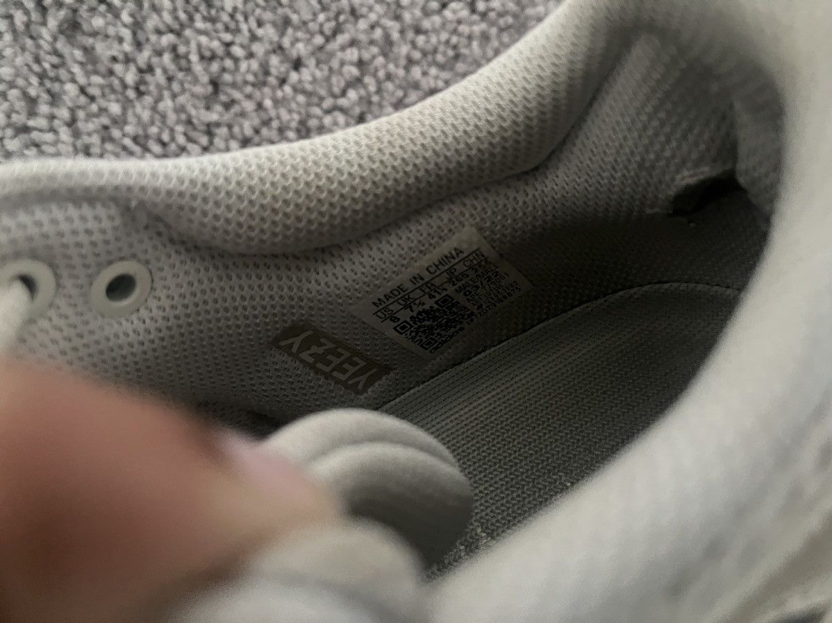 Yeezy Yeezy 700 Size US 8 / IT 38 - 7 Thumbnail