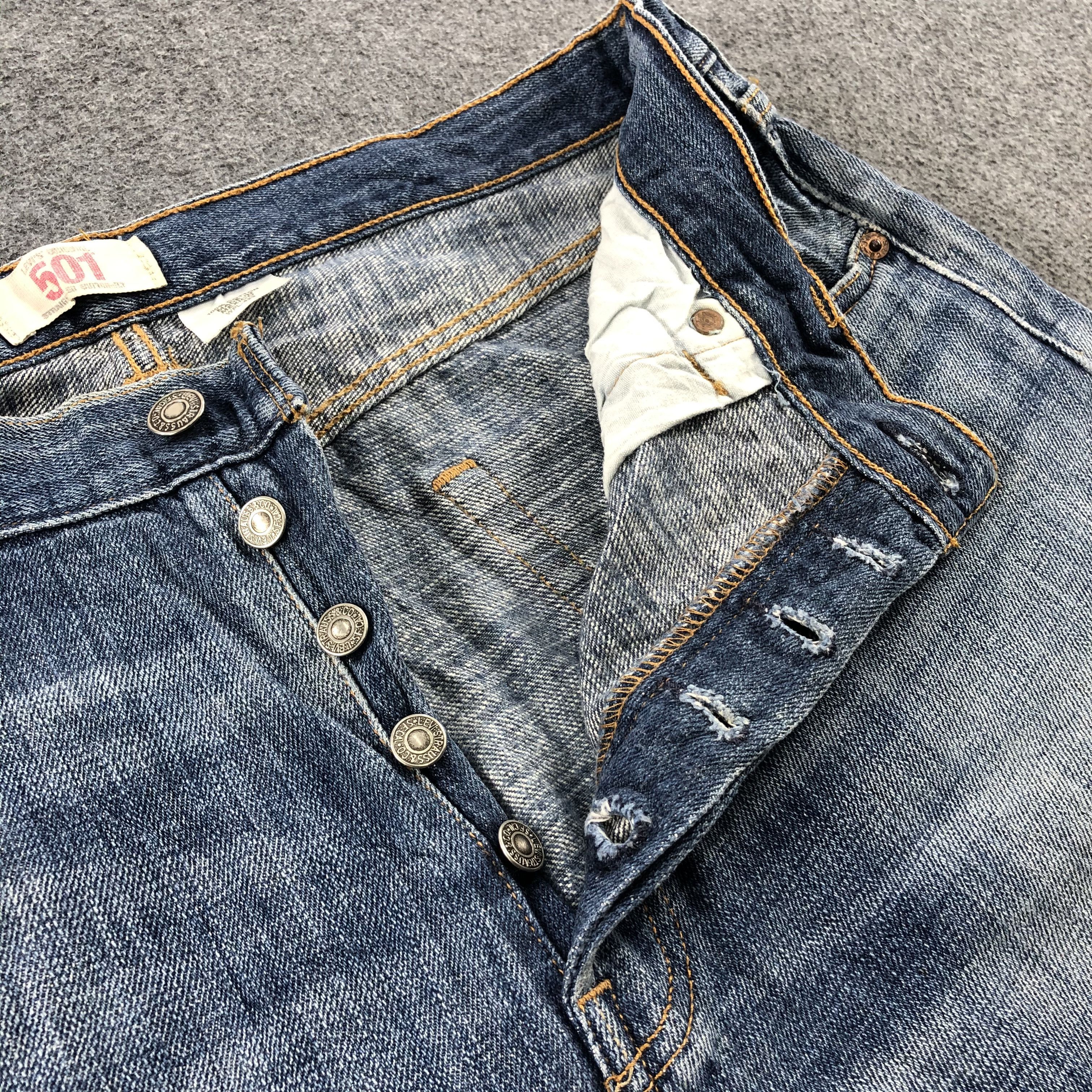 Levi's Vintage Blue Wash Levis 501 Jeans-JM1985 Size US 36 / EU 52 - 8 Thumbnail