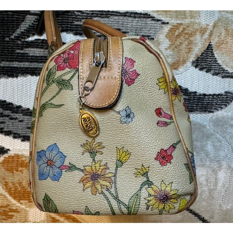 Bcbgmaxazria Marco Avane Floral satchel vintage Size ONE SIZE - 5 Thumbnail