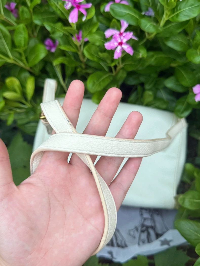 Vivienne Westwood Vivienne Westwood White lily pattern postman's bag Size ONE SIZE - 9 Thumbnail