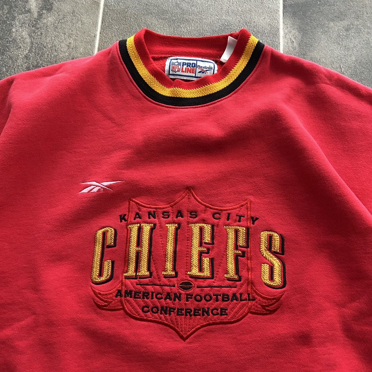 Reebok Vintage 90s Reebok Kansas City Chiefs Football Sweatshirt Size M / US 6-8 / IT 42-44 - 3 Thumbnail