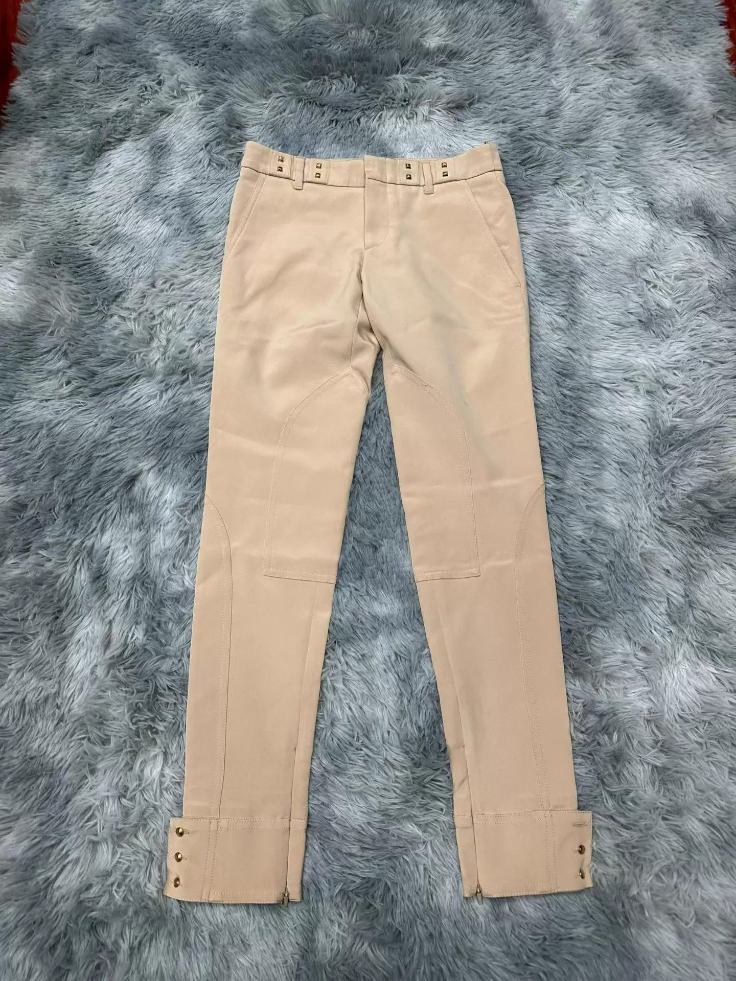 Gucci Gucci 36 new trousers Size 25" / US 0 / IT 36 - 1 Thumbnail