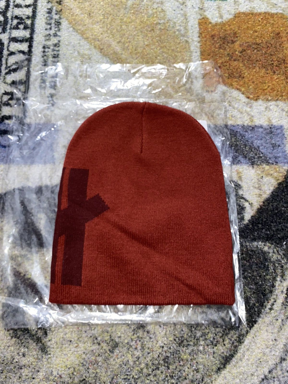 Undefeated Undefeated Icon Logo Beanie Burgundy Size ONE SIZE - 2 Thumbnail