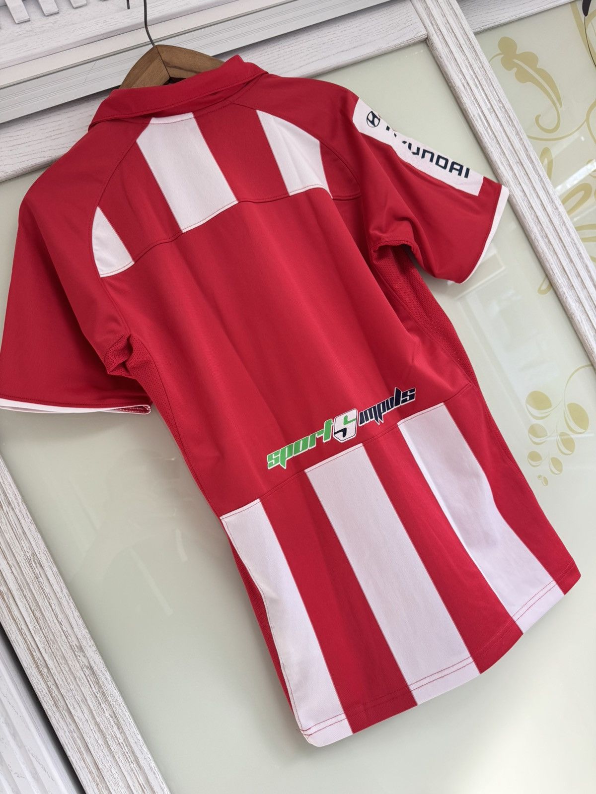 Nike Red Star Belgrade 2009-2010 Home Soccer Jersey Football Kit Size US S / EU 44-46 / 1 - 7 Thumbnail