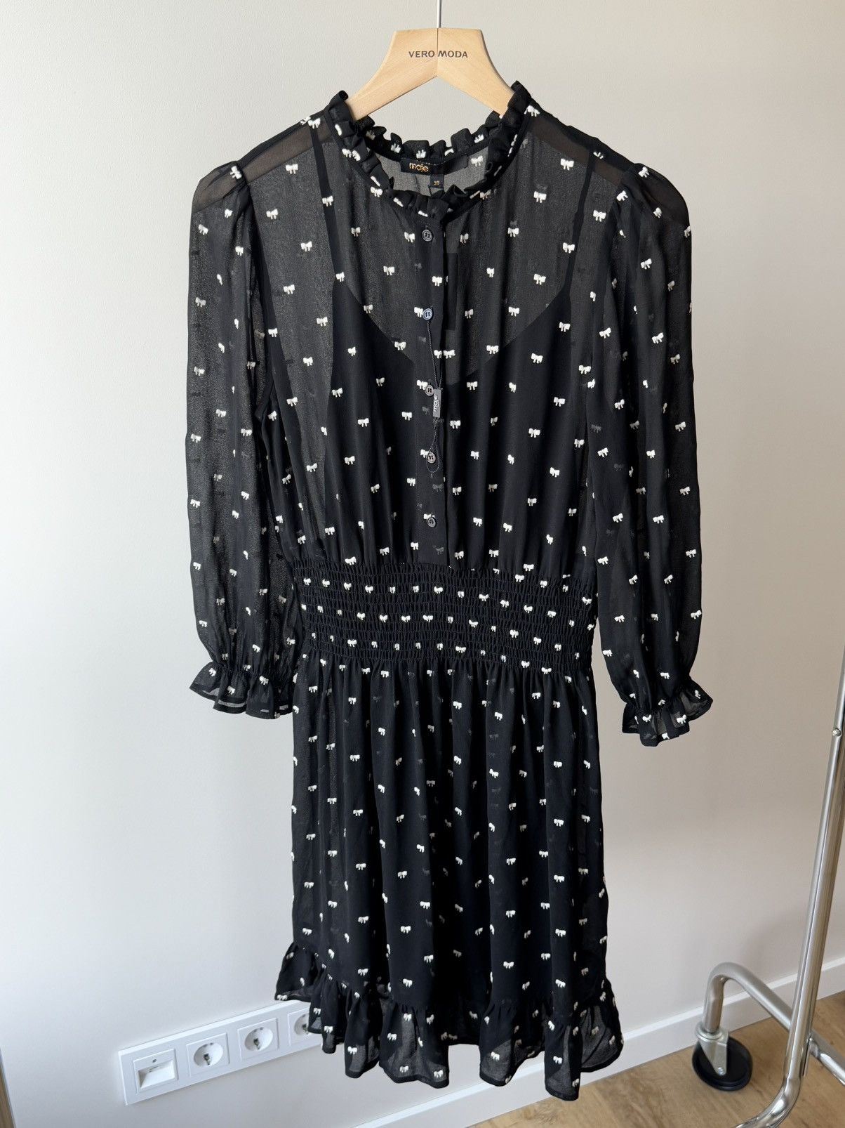 Maje Brand new maje dress with labels Size M / US 6-8 / IT 42-44 - 5 Thumbnail