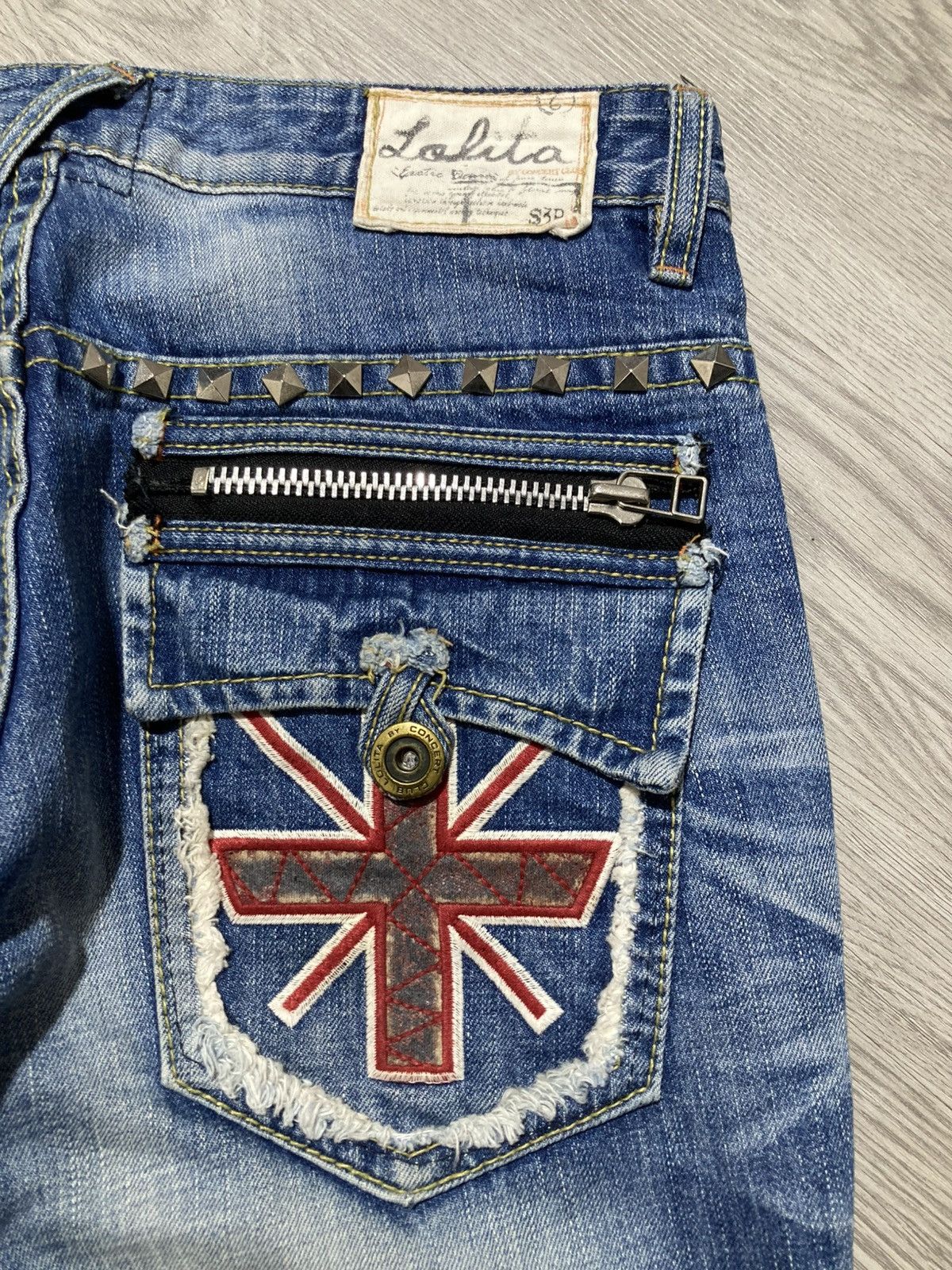 If Six Was Nine 2000s Lolita Y2k Studded Faded 3/4 Jeans Pants Lgb Punk Size US 32 / EU 48 - 8 Thumbnail