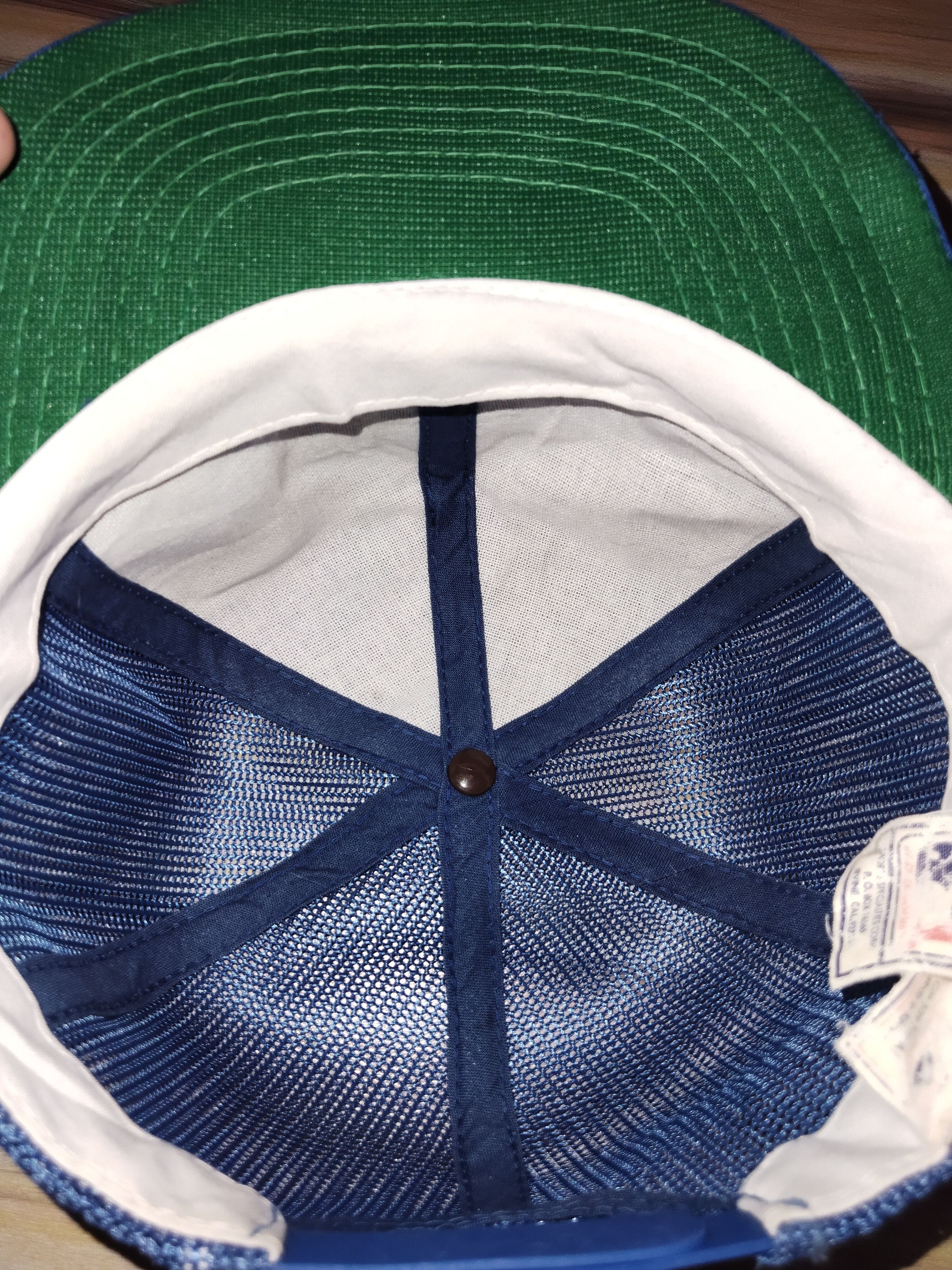 MLB Vintage 80's SEATTLE MARINERS By YOUNGAN Size ONE SIZE - 8 Thumbnail