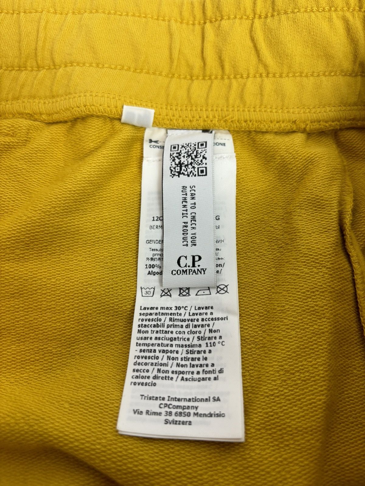 C.P. Company New shorts C.P. Company Cargo Shorts with a lens. Size US 32 / EU 48 - 6 Thumbnail