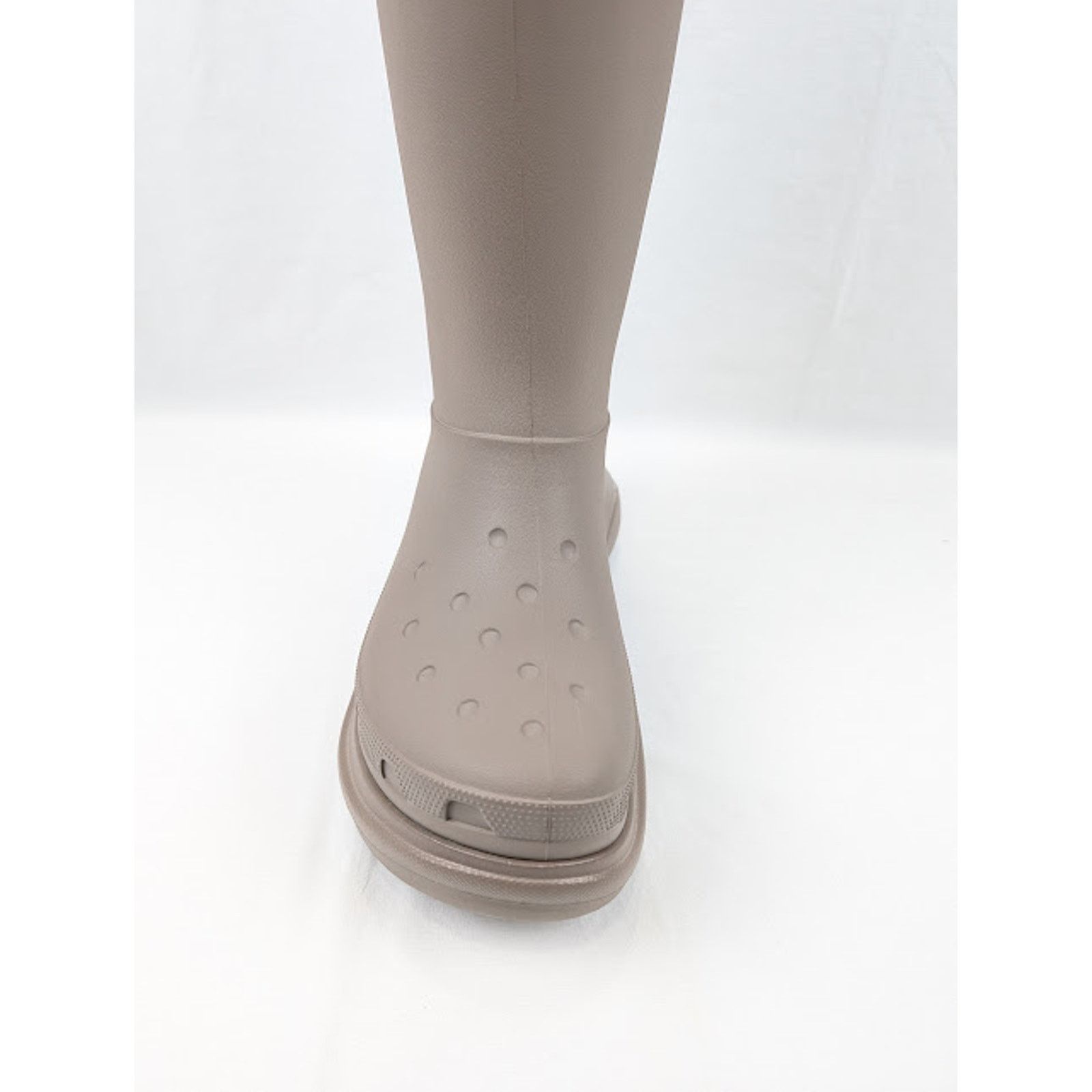 Balenciaga o1rshd1 Crocs Rubber Boots in Beige Size US 12 / EU 45 - 6 Thumbnail