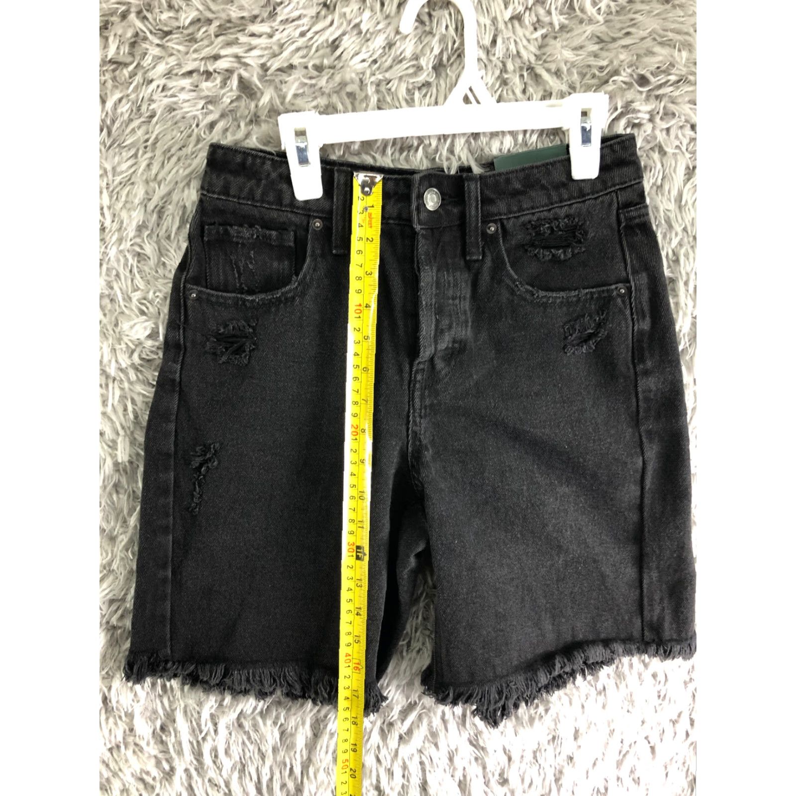 Vintage Wild Fable High Rise Bermuda Button Fly Shorts Womens Size 00 Black Denim Size 24" / US 00 / IT 34 - 3 Thumbnail