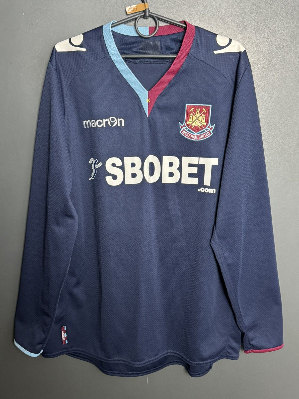 Macron West Ham United 12/13 Away Football Long Sleeve Jersey Size US XL / EU 56 / 4 - 1 Thumbnail