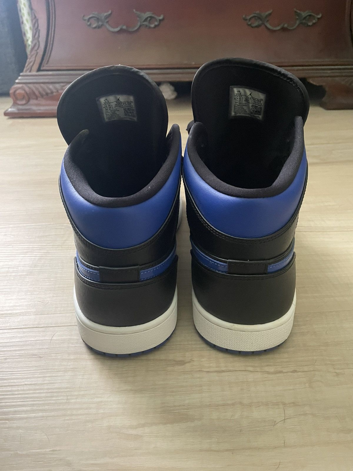Jordan Brand Air Jordan 1s (Midtops) Size 10.5 Deadatock Size US 10.5 / EU 43-44 - 2 Thumbnail