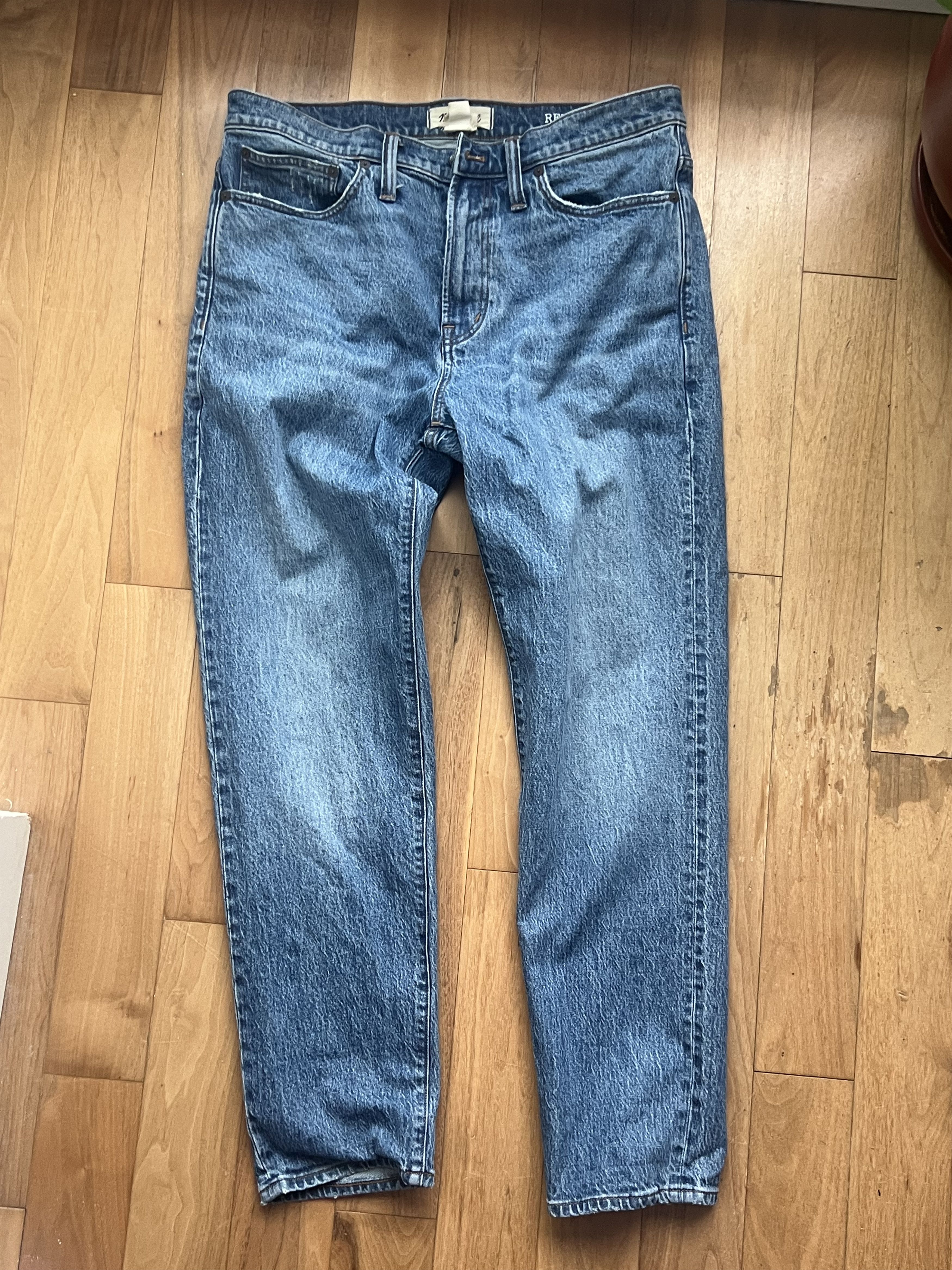 Madewell Relaxed Taper Madewell Denim Jeans - 33 x 32 Size US 33 - 1 Preview