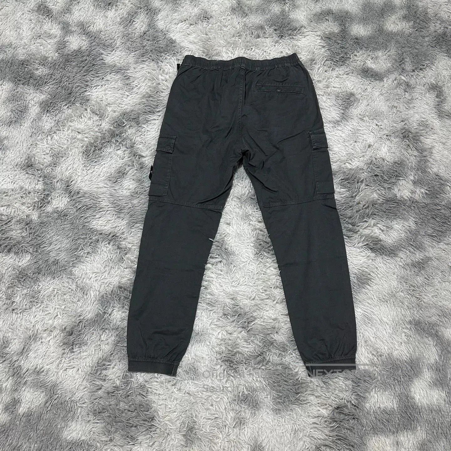 Stone Island stone island cargo pants in charcoal gray. Size US 32 / EU 48 - 2 Thumbnail