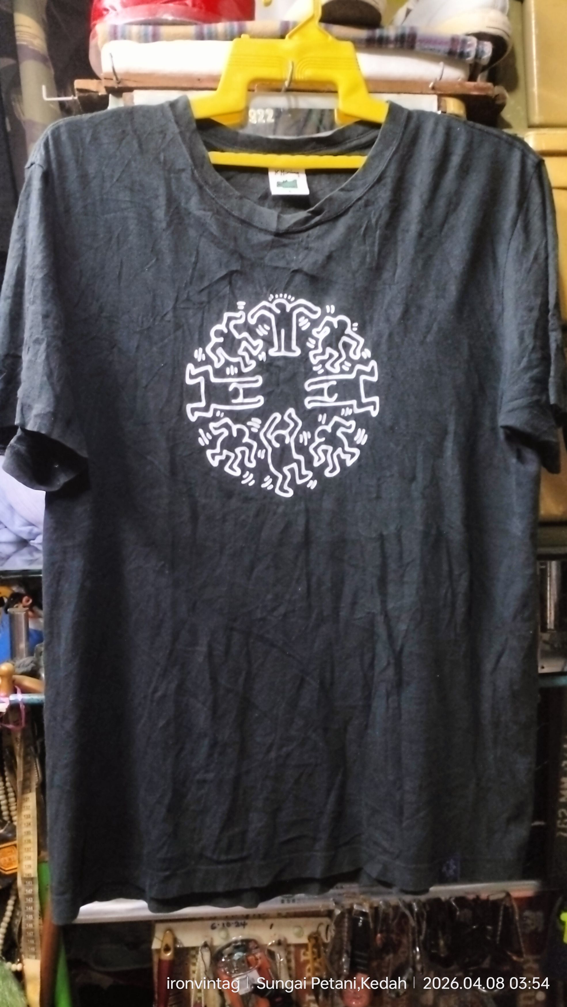 Keith Haring Vintage Keith Haring T-shirt Size US L / EU 52-54 / 3 - 1 Thumbnail