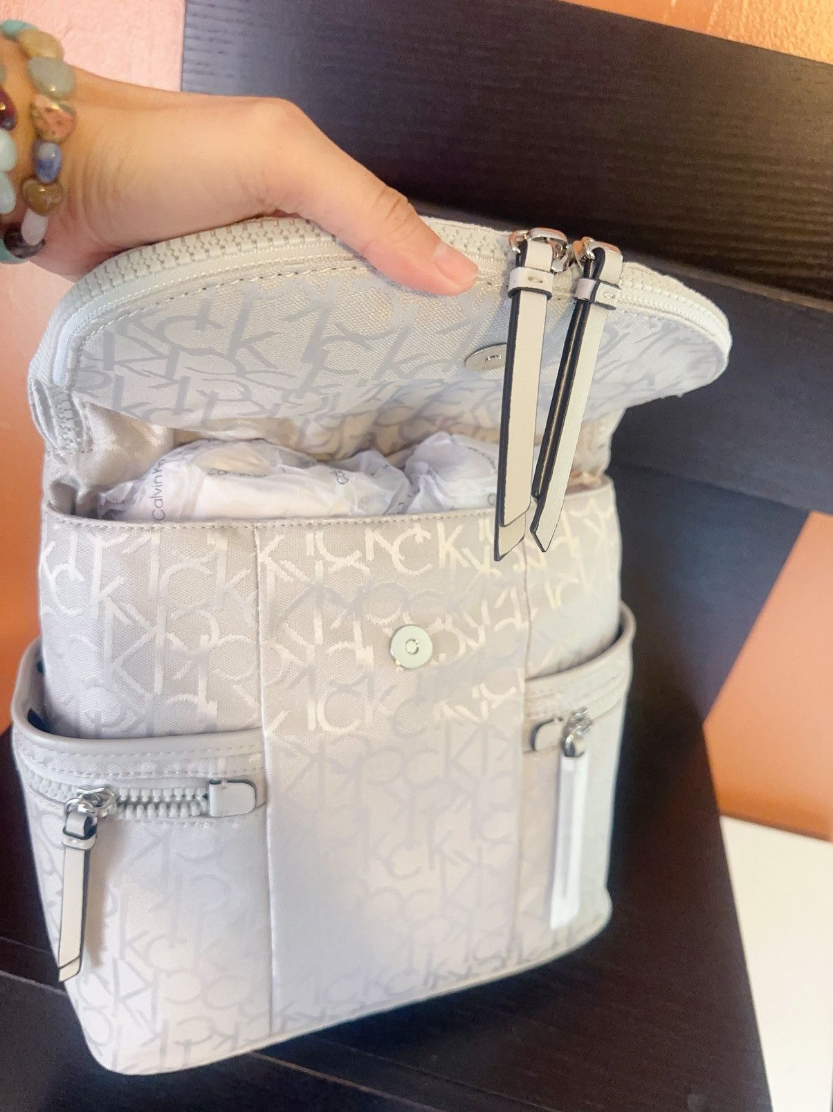 Calvin Klein $178 Calvin Klein Shine Convertible Zip-round Size ONE SIZE - 6 Thumbnail