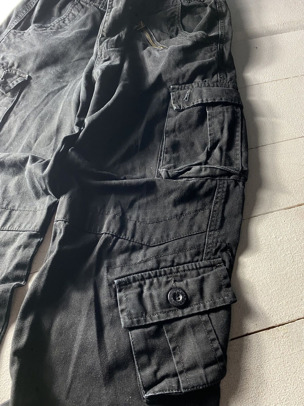 If Six Was Nine × Japanese Brand RARE🔥BONDAGE BLACK OPIUM MULTIPOCKET PANTS Y2k WATANABE Size US 33 - 3 Thumbnail