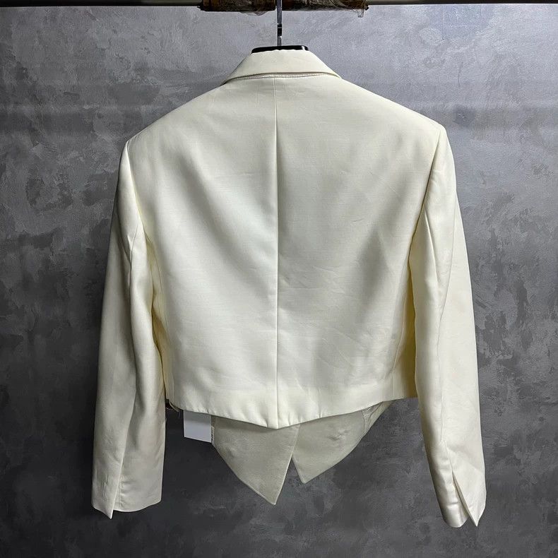 Louis Vuitton Louis Vuitton Pearl V-Neck Solid Stripe Blazer jacket 2502 Size XS / US 0-2 / IT 36-38 - 2 Thumbnail