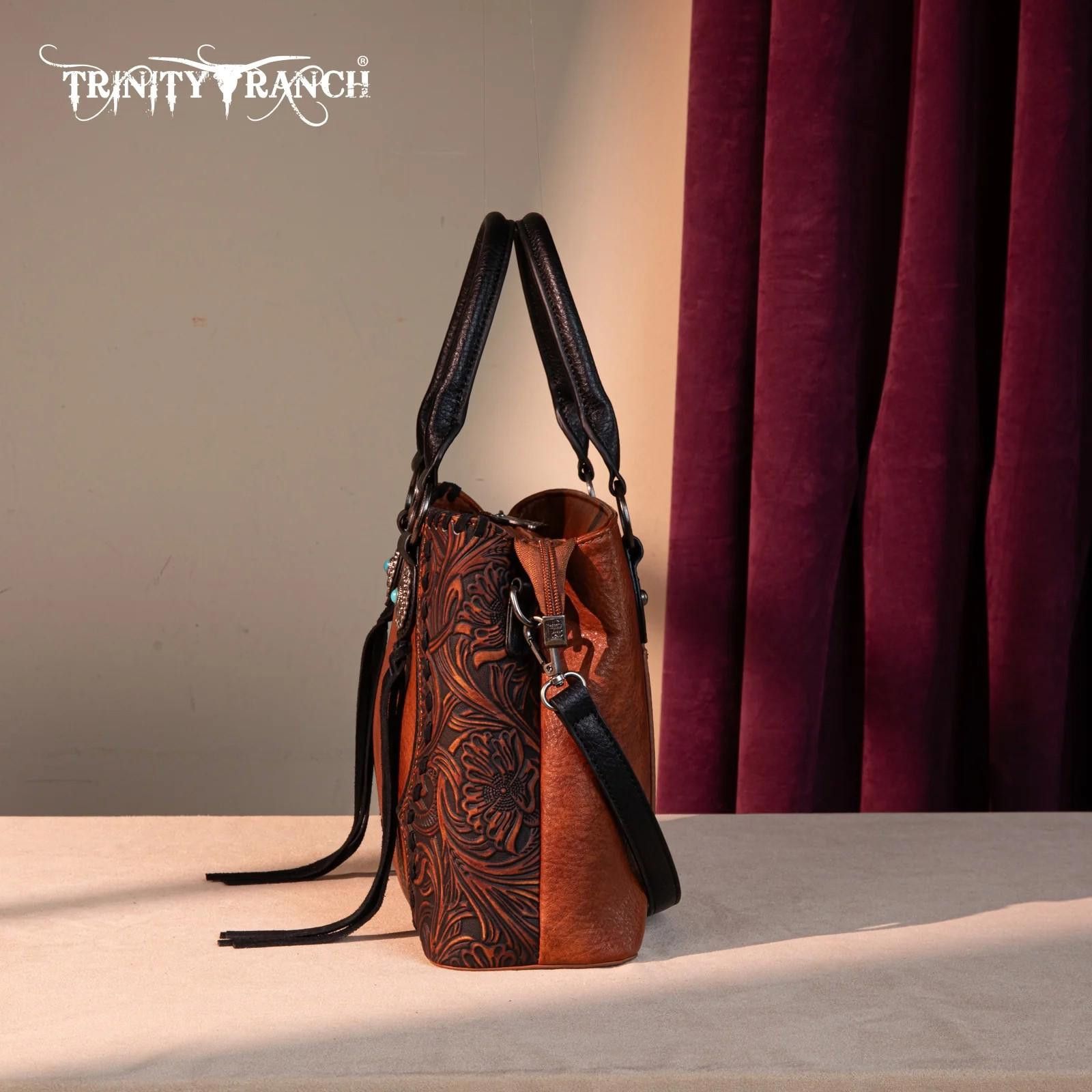 Designer Trinity Ranch Stylish Handbag with Detailed Embroidery Size ONE SIZE - 3 Thumbnail