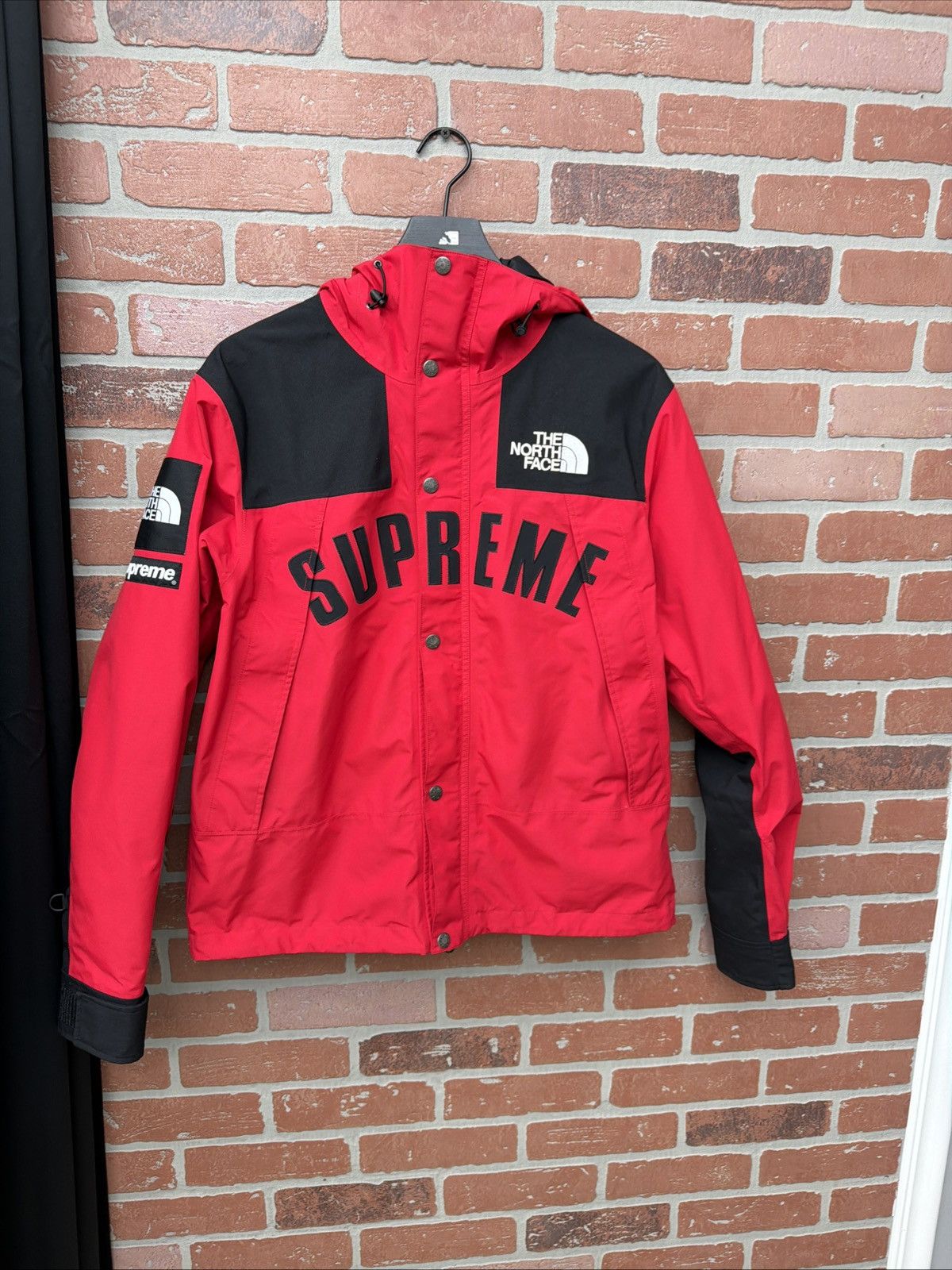 Supreme Supreme Mountain Parka Red Nylon S GREAT Condition 19SS Size US S / EU 44-46 / 1 - 8 Thumbnail