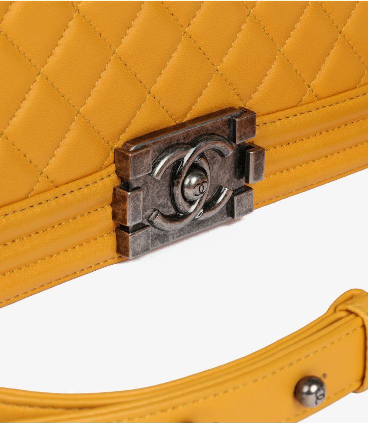Chanel os11x0126 Size: OS / Old Boy Medium Padded Crossbody Bag Size ONE SIZE - 3 Thumbnail