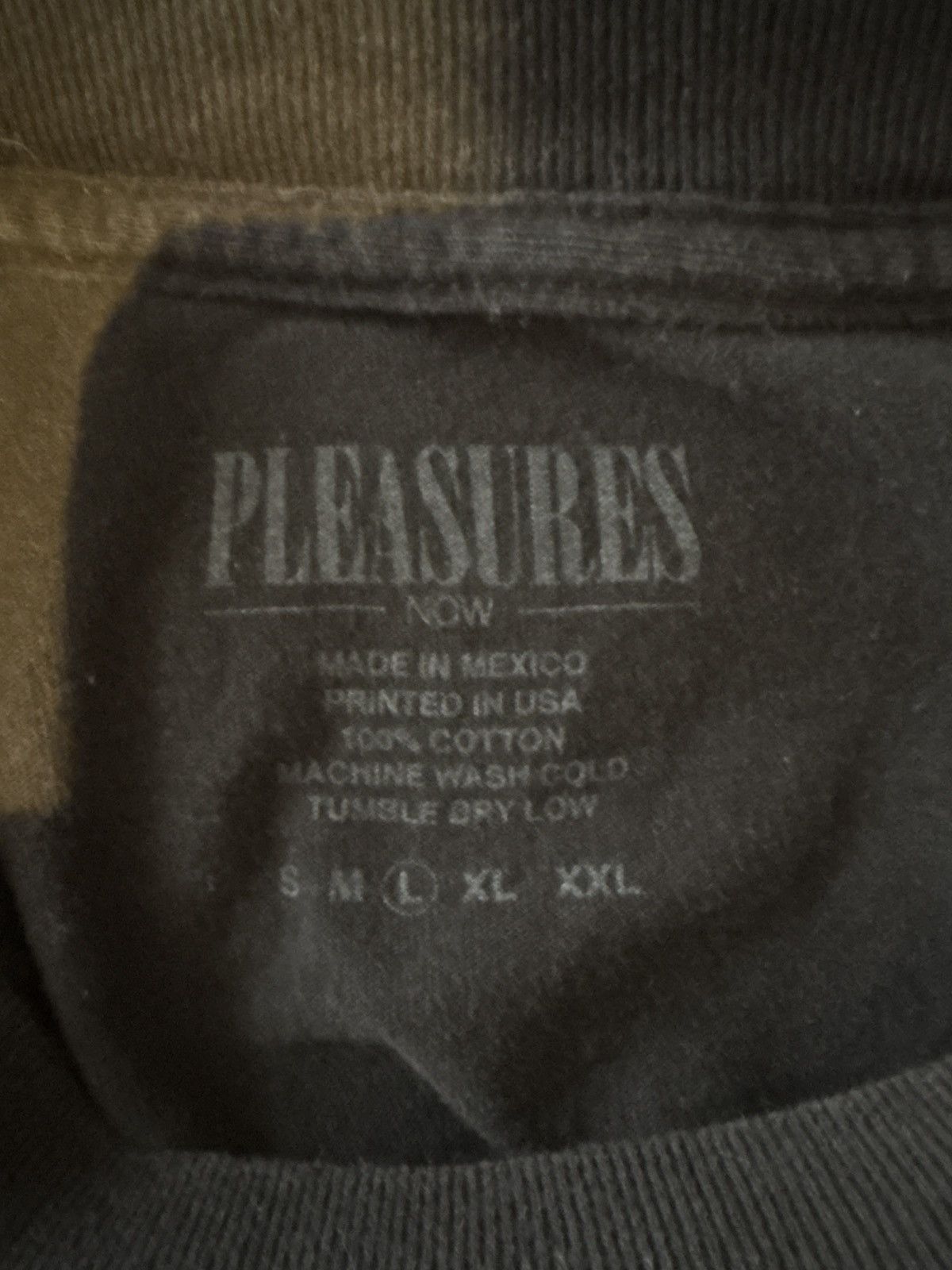 Pleasures Pleasures Tee Shirt Size US L / EU 52-54 / 3 - 2 Thumbnail