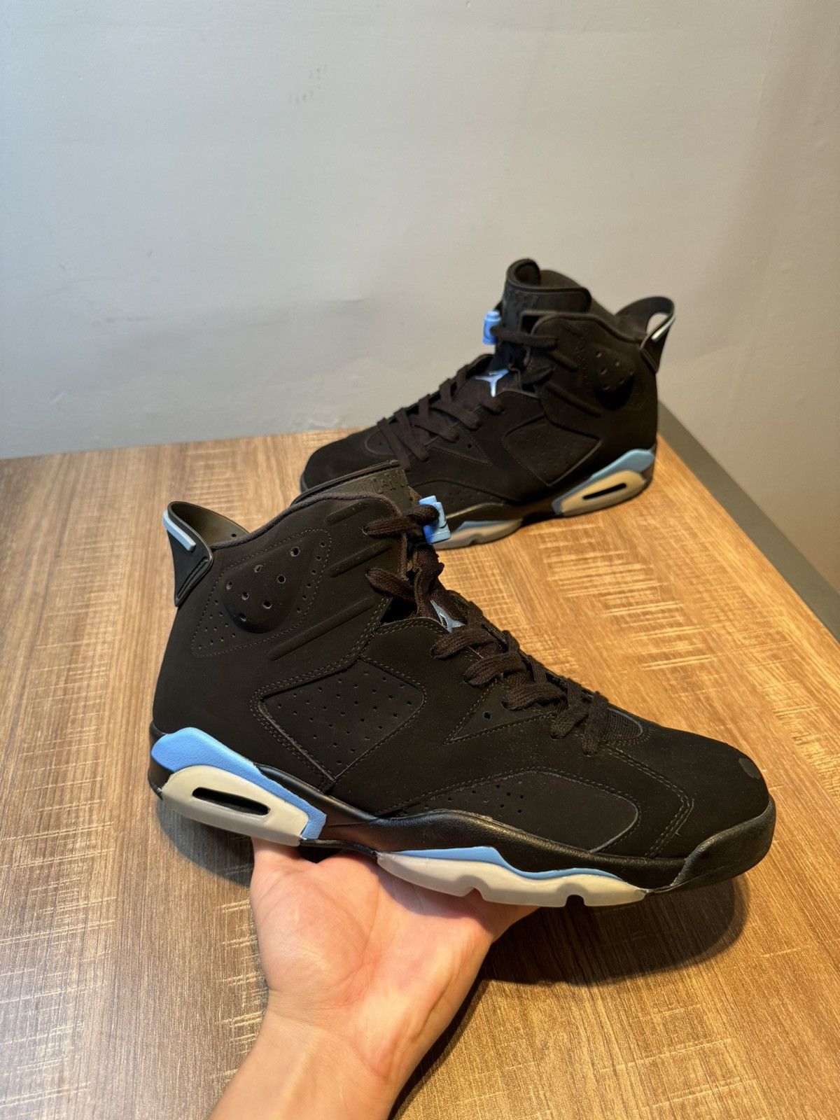 Jordan Brand Size 12 - Air Jordan 6 Retro UNC Shoe Sneakers New Size US 12 / EU 45 - 1 Thumbnail