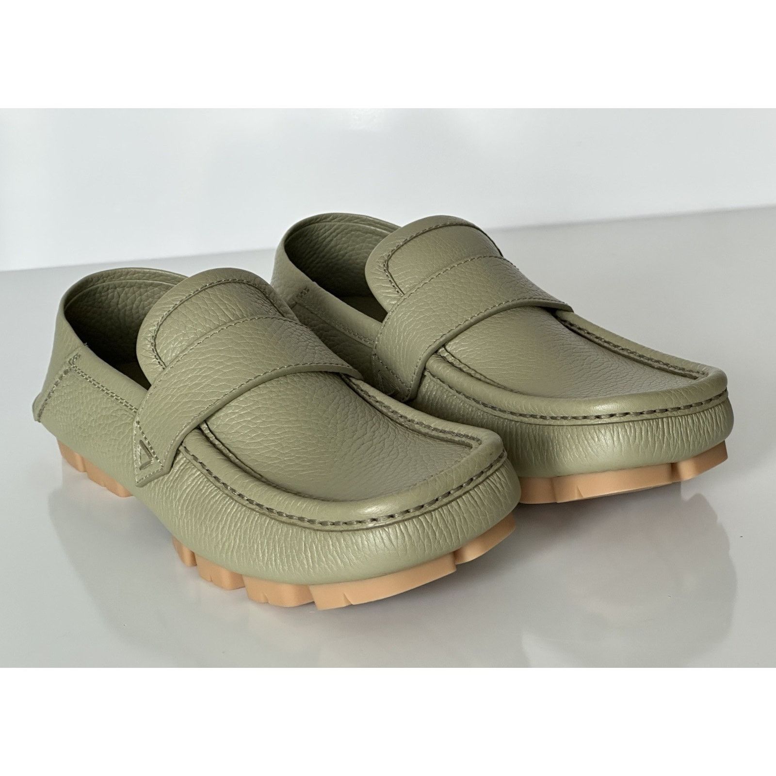 Bottega Veneta Bottega Veneta Leather Shore Shoes Travertine 9 US 786809 Size US 9 / EU 42 - 12 Thumbnail