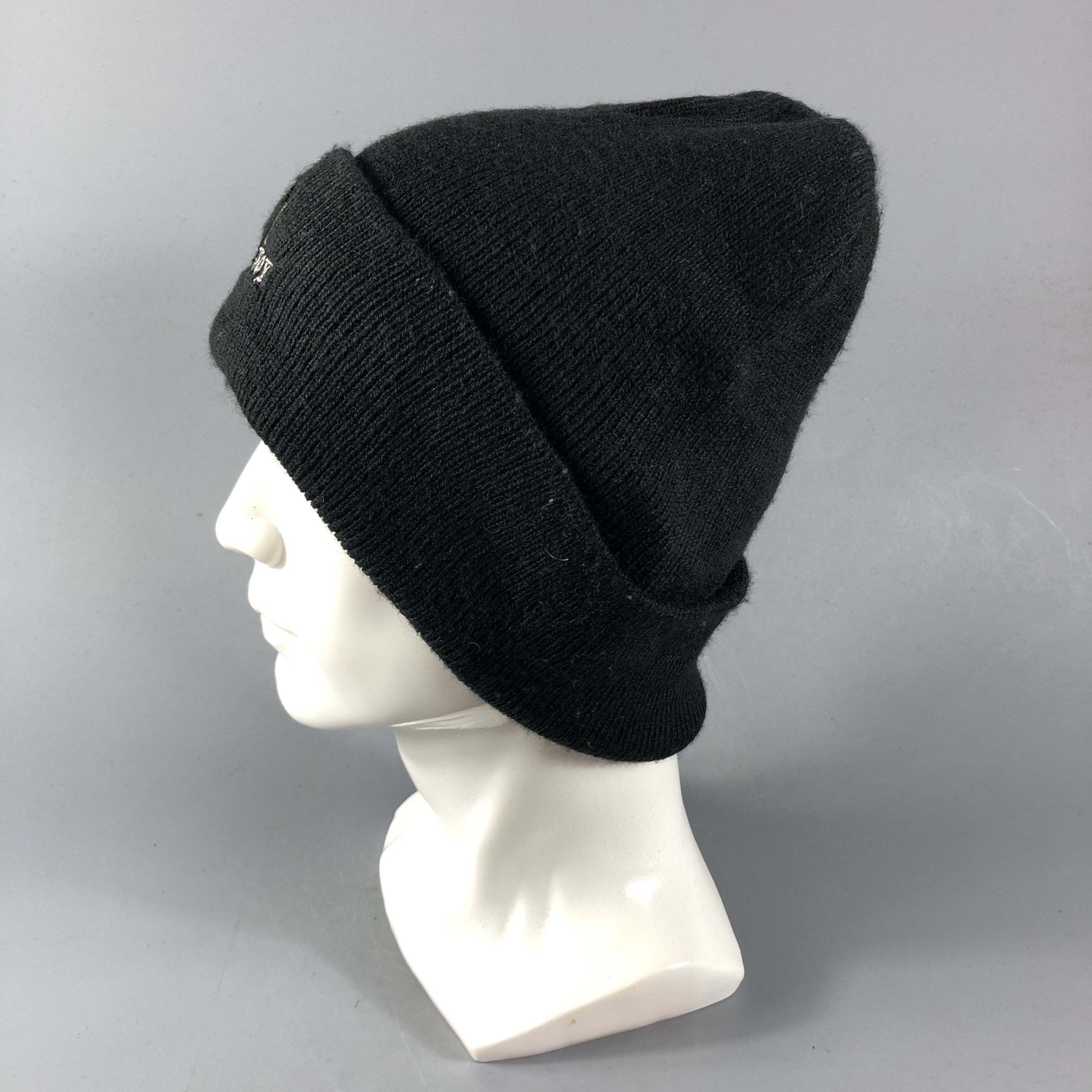 Playboy Playboy Fisherman Beanie Snowcap Snow Hat B657 Size ONE SIZE - 2 Thumbnail