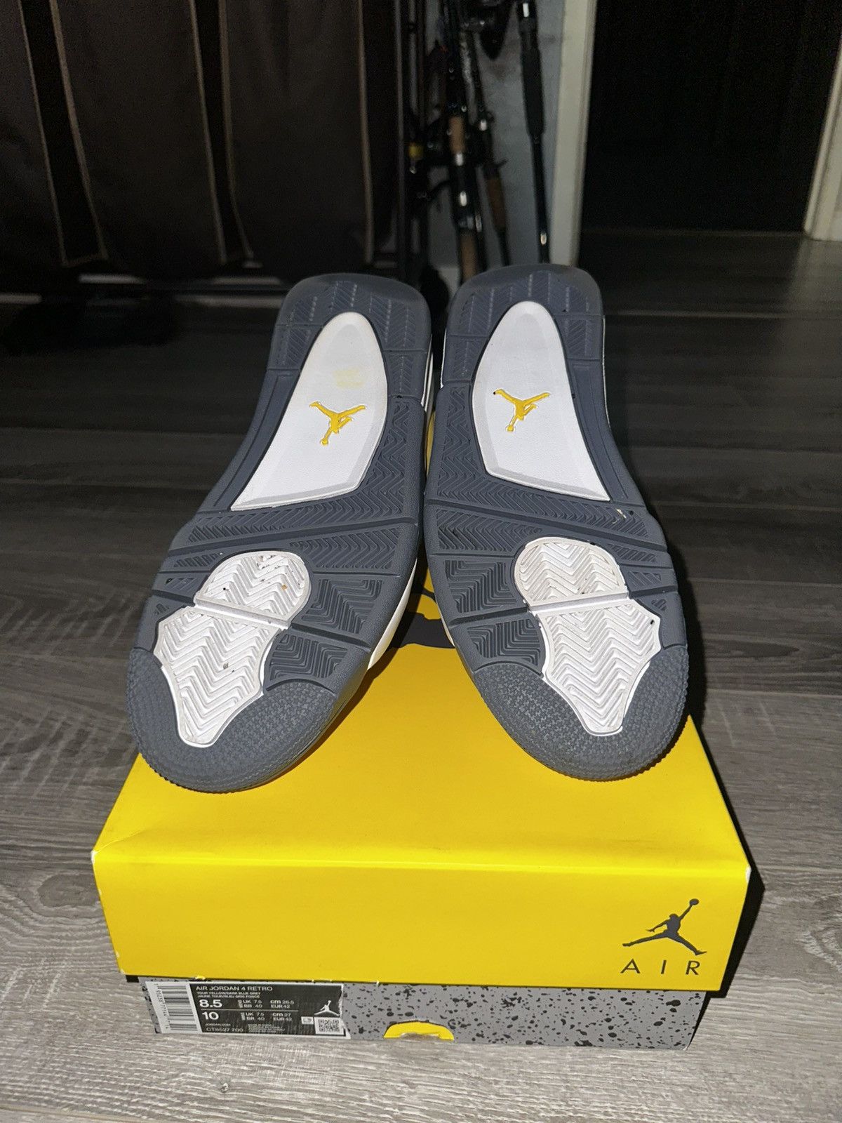 Jordan Brand Jordan 4 Retro “ Lightning “ Size US 8.5 / EU 41-42 - 6 Thumbnail