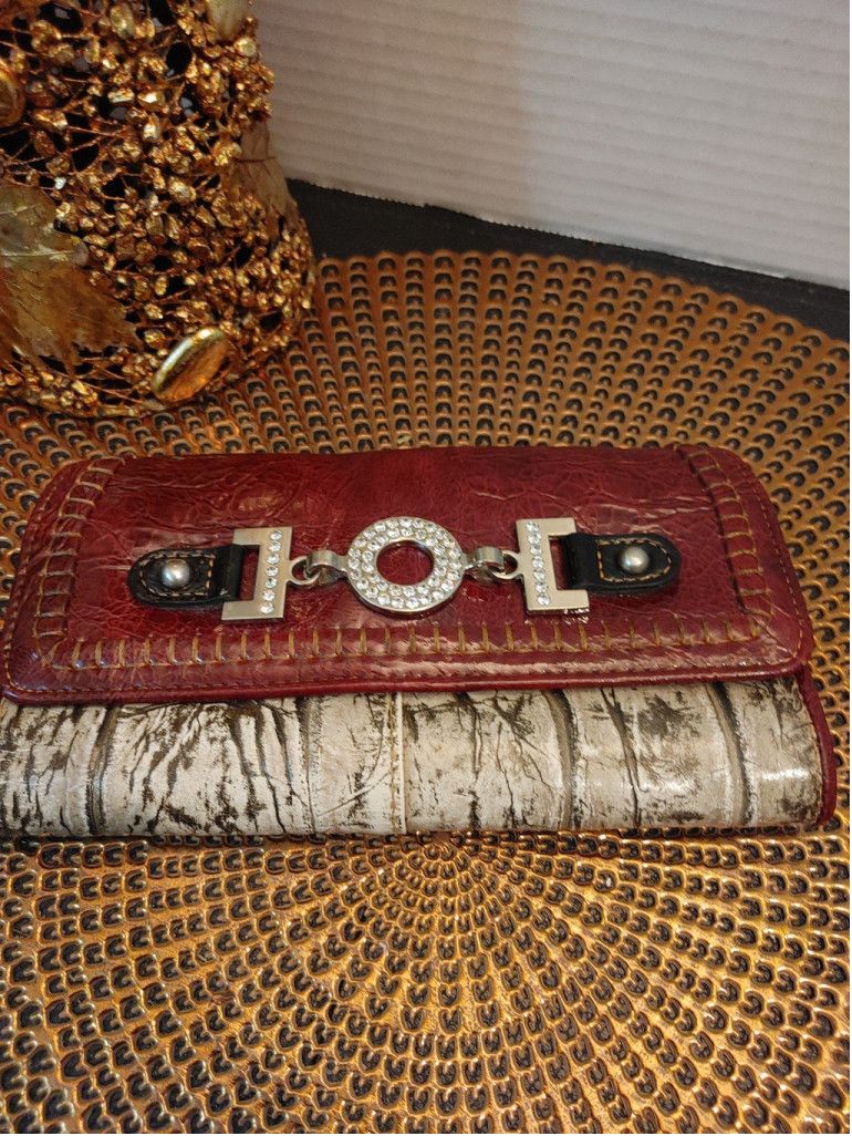 Other Gorgeous Wallet Size ONE SIZE - 2 Thumbnail