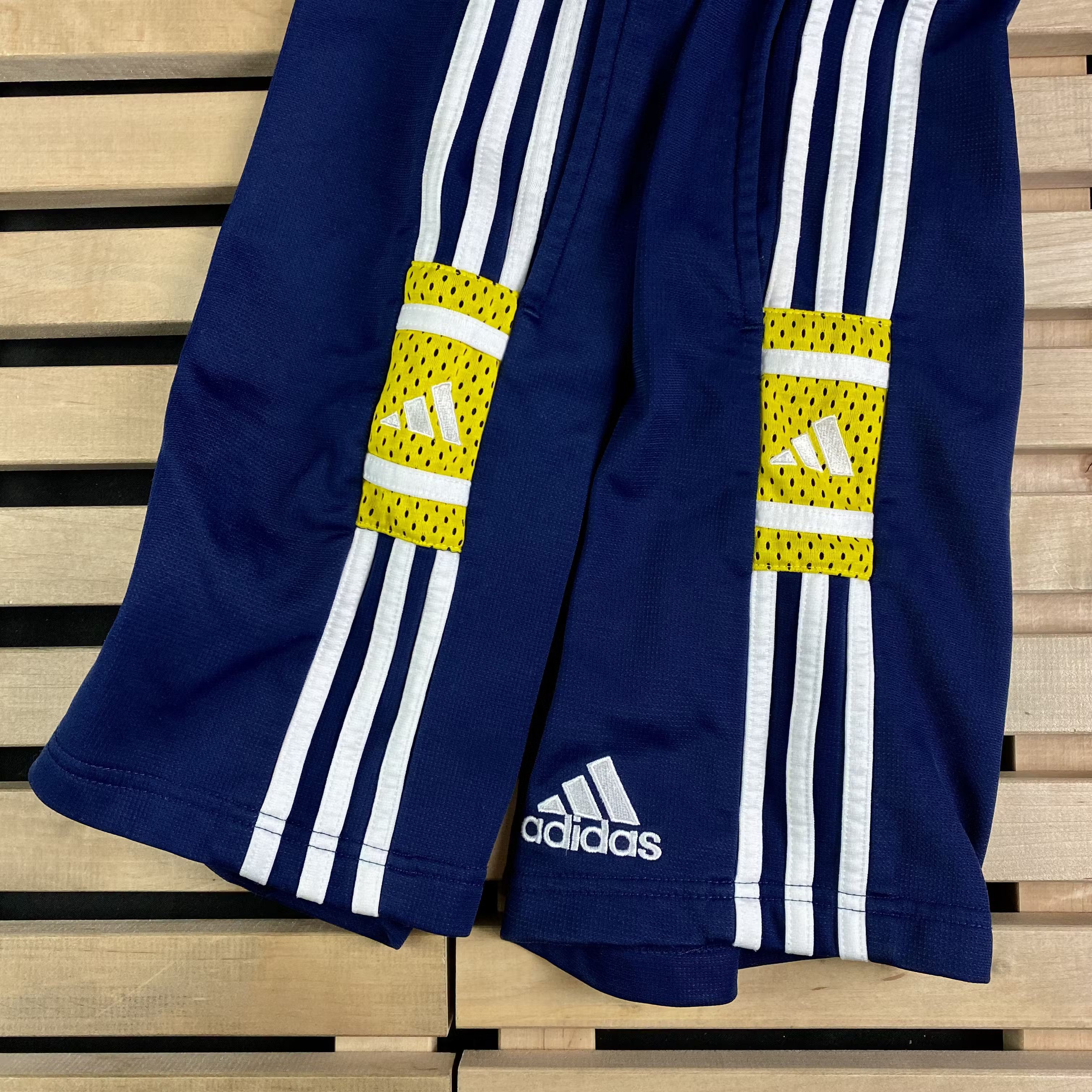 Adidas × Vintage Mens Adidas Vintage Shorts Size S Size US 30 / EU 46 - 7 Thumbnail