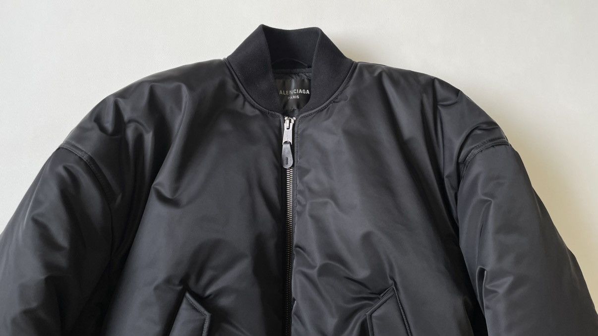 Balenciaga ‘Mud Show’ Black Nylon Padded Bomber Jacket Size US S / EU 44-46 / 1 - 3 Thumbnail