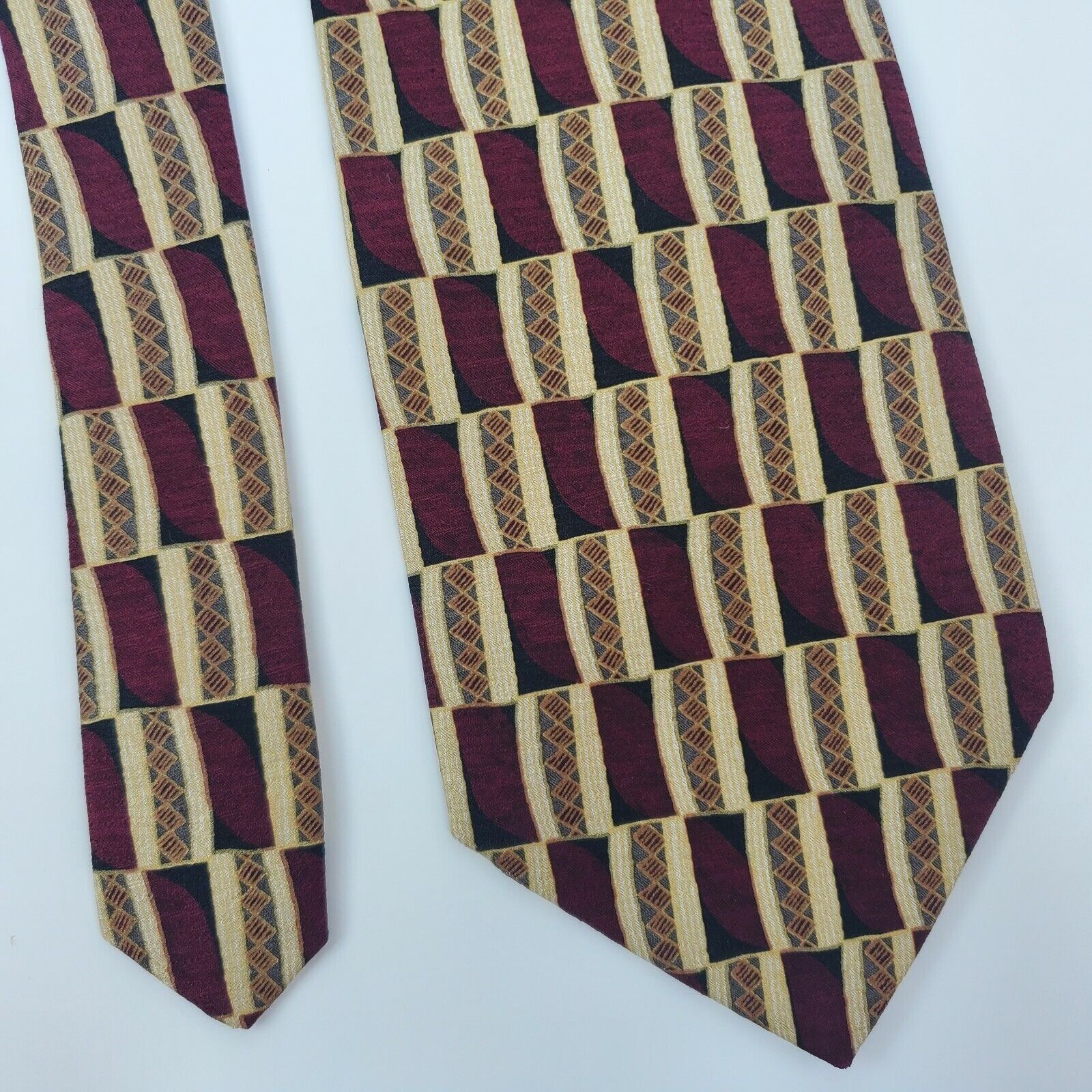 Tom James Tom James Red Geometric Silk Tie Short Size ONE SIZE - 1 Thumbnail
