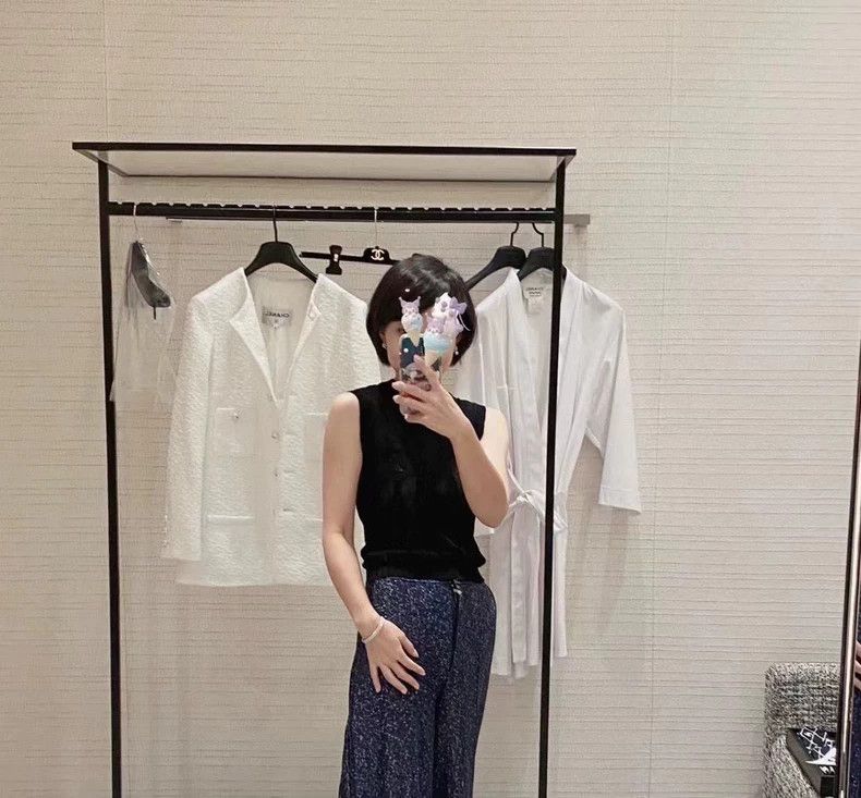 Chanel Chanel 23p knitted trousers Size 42" / US 20 - 8 Thumbnail