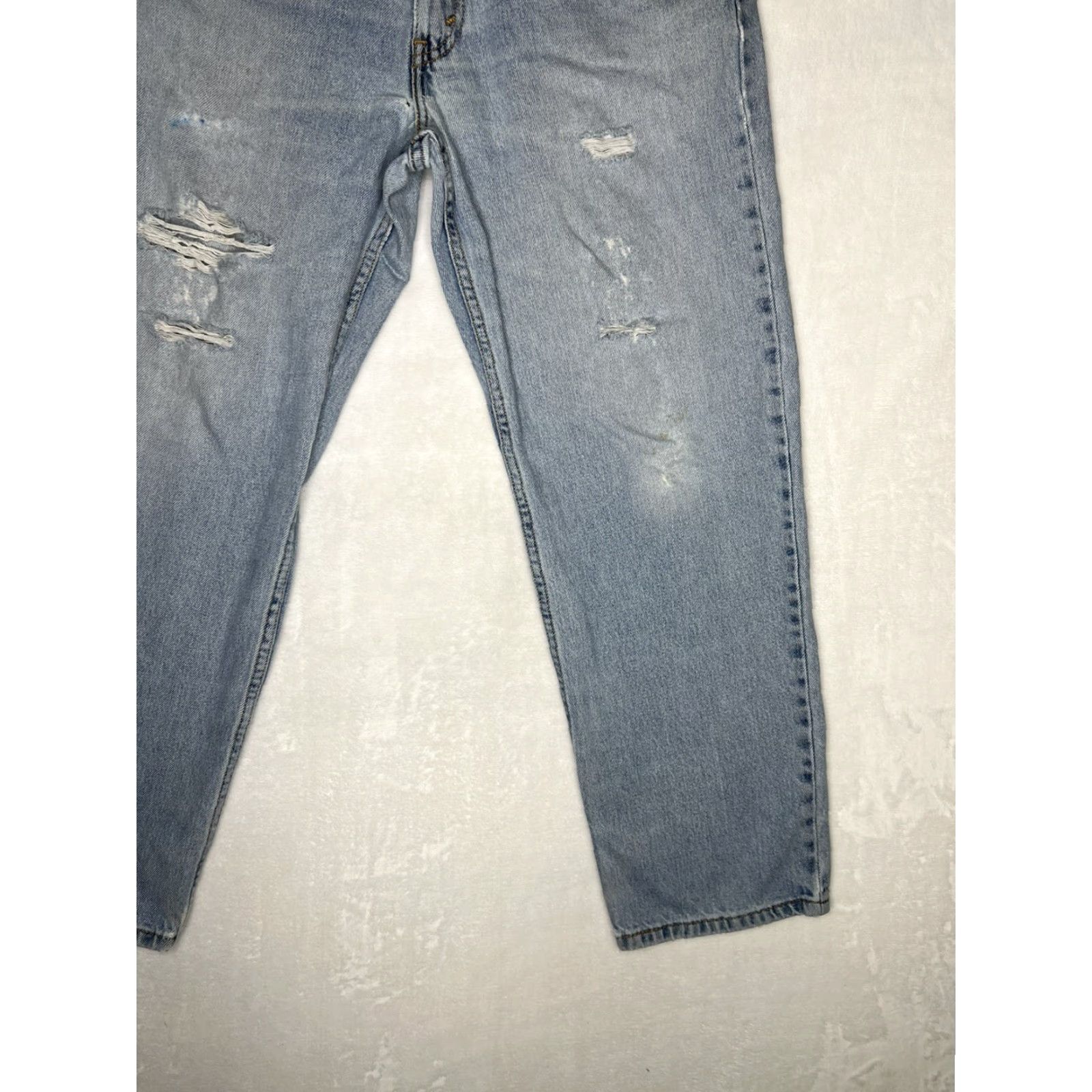Levi's VINTAGE Levi’s 550 Blue Denim Jeans MEN Regular 33x29 Light Distressed Grunge 90s Jeans Size US 33 - 4 Thumbnail