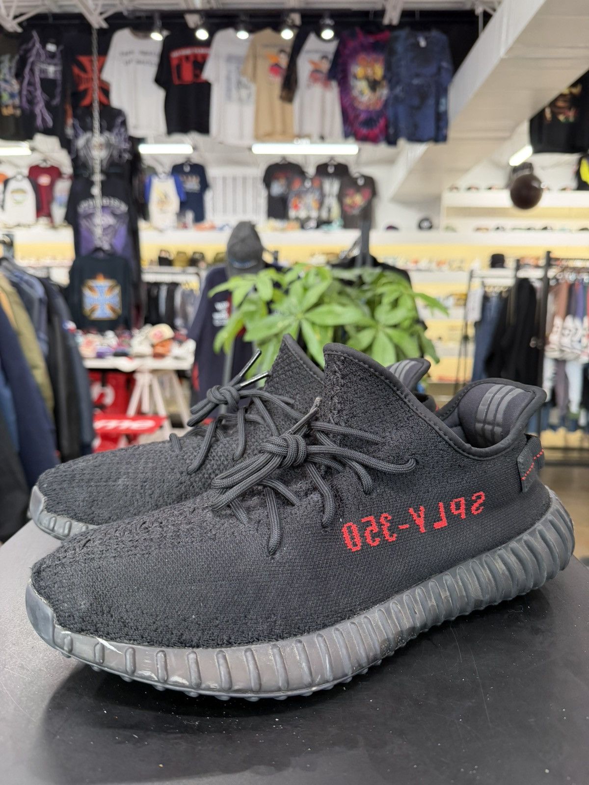 Adidas Adidas Yeezy Boost 350 V2 Black Red Size 13 (2017) Size US 13 / EU 46 - 1 Thumbnail
