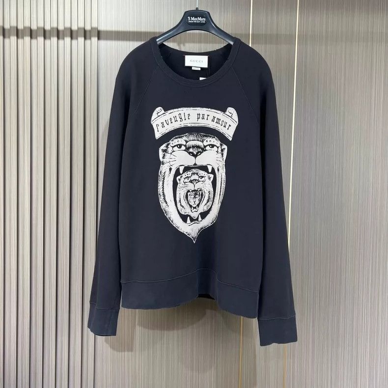 Gucci Lion Print Sweatshirt in Black Medium- DMC
