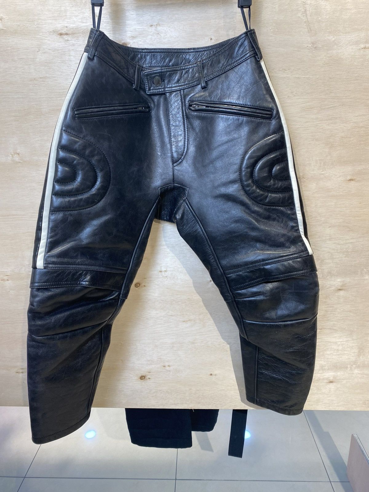 Leather × Neil Barrett Neil Barrett BIKER Leather Pant 28 Size US 28 / EU 44 - 1 Thumbnail