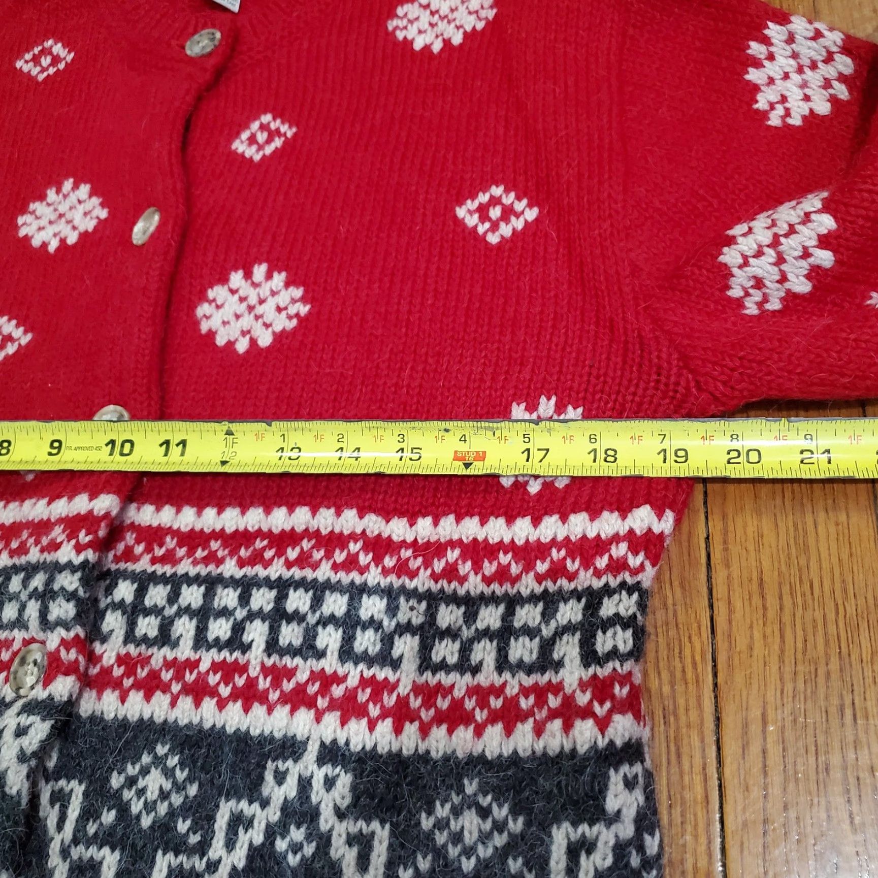 Eddie Bauer VINTAGE Eddie Bauer Cardigan Sweater Womens M Red Fair Isle Wool Alpaca Christmas Ski 90s Womens Size M / US 6-8 / IT 42-44 - 7 Thumbnail