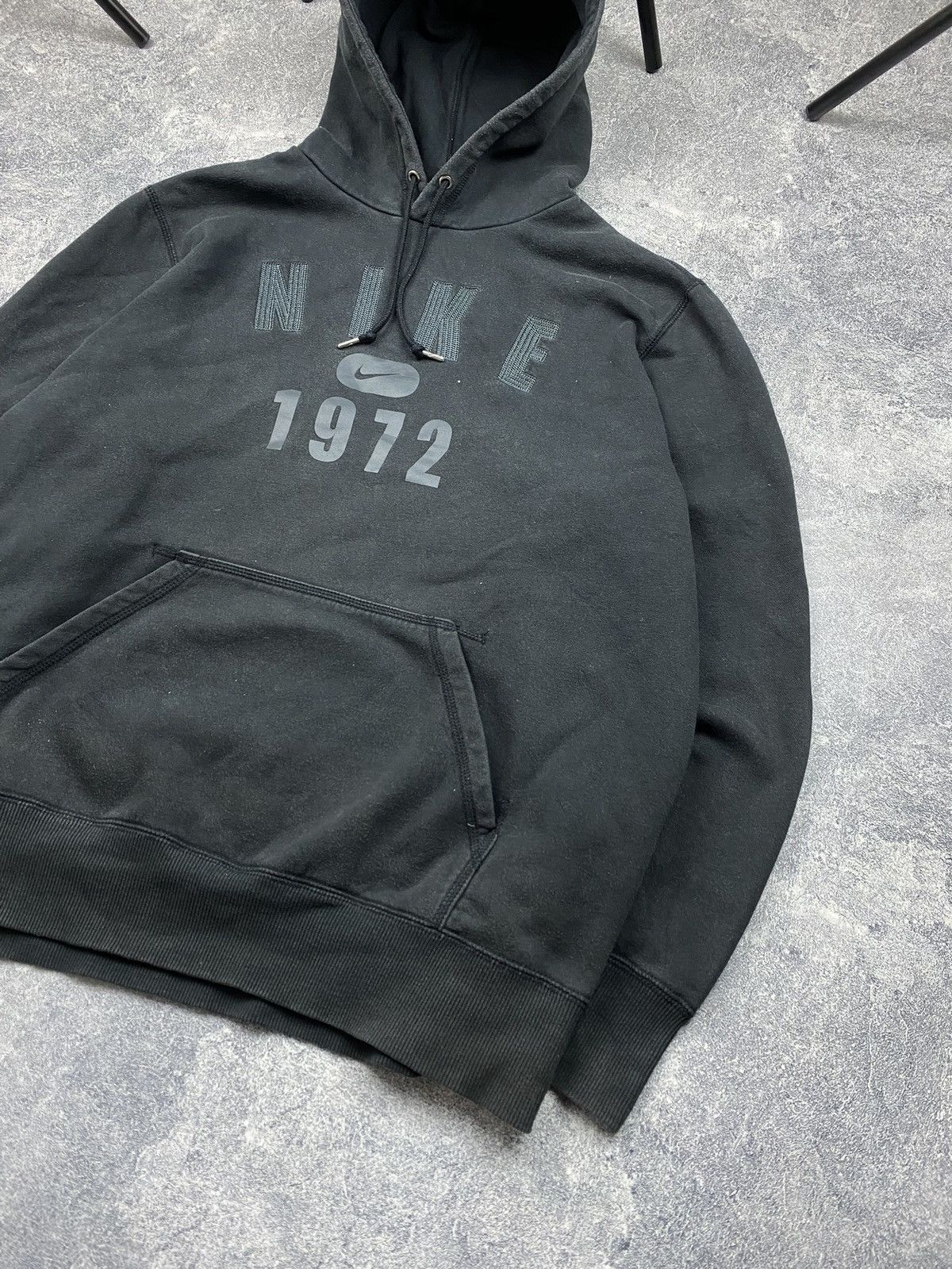 Nike × Vintage Nike vintage spell out big swoosh hoodie y2k streetwear Size US XL / EU 56 / 4 - 2 Thumbnail